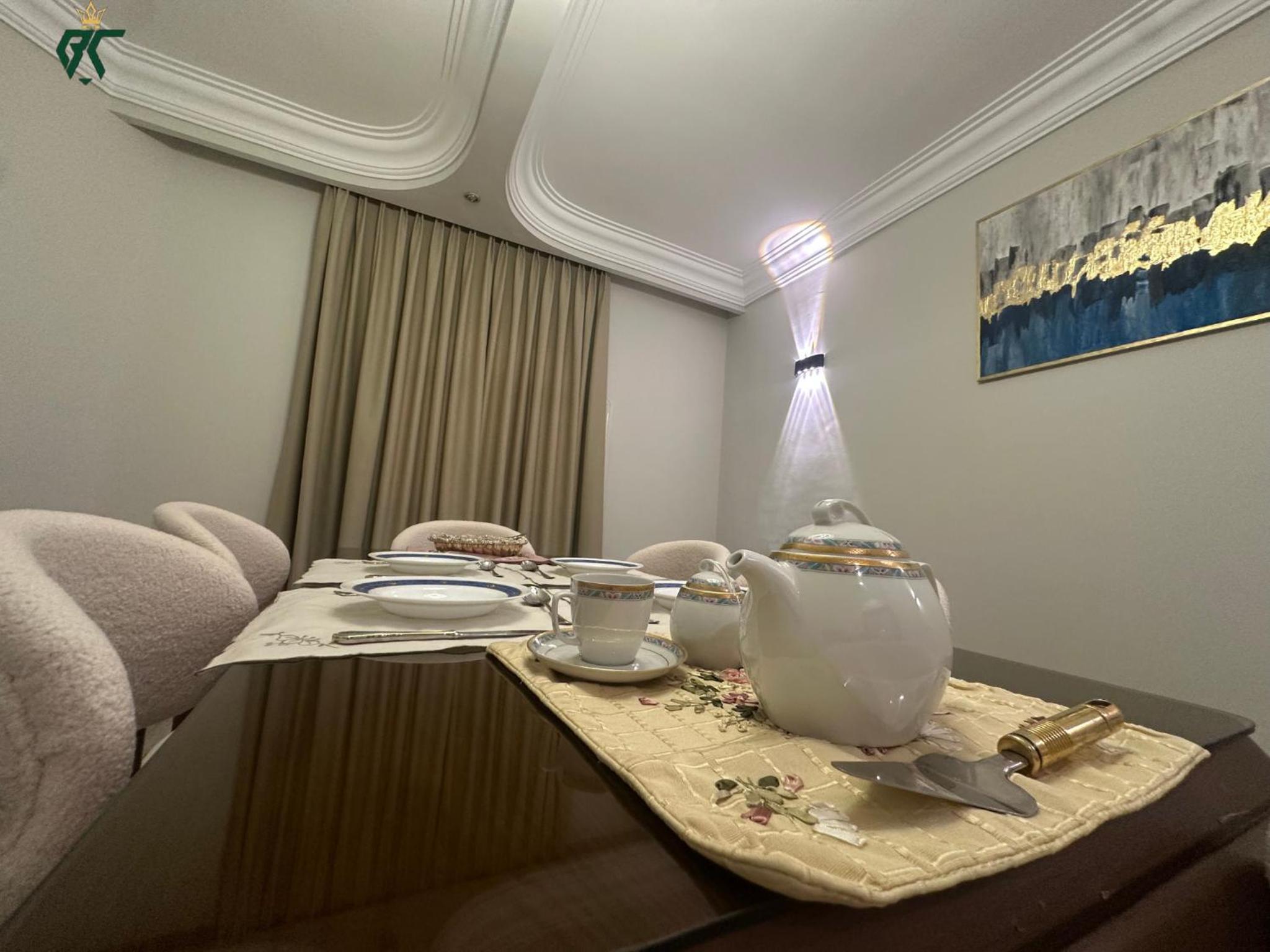SKY LOUNGE by BC residence