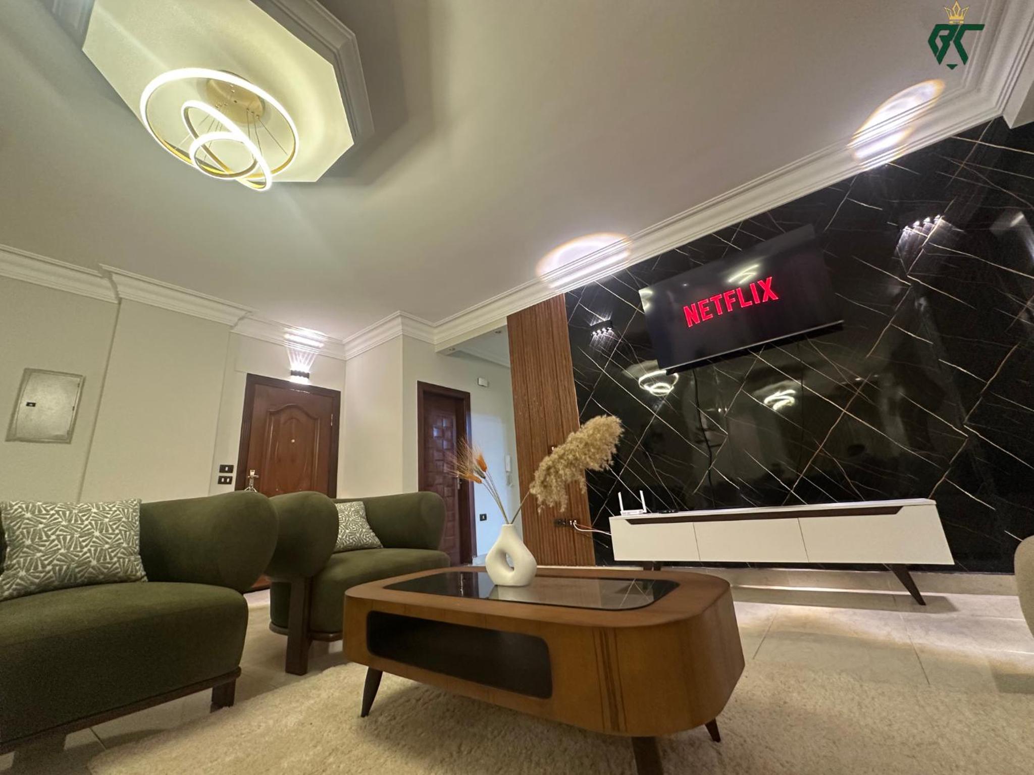 SKY LOUNGE by BC residence