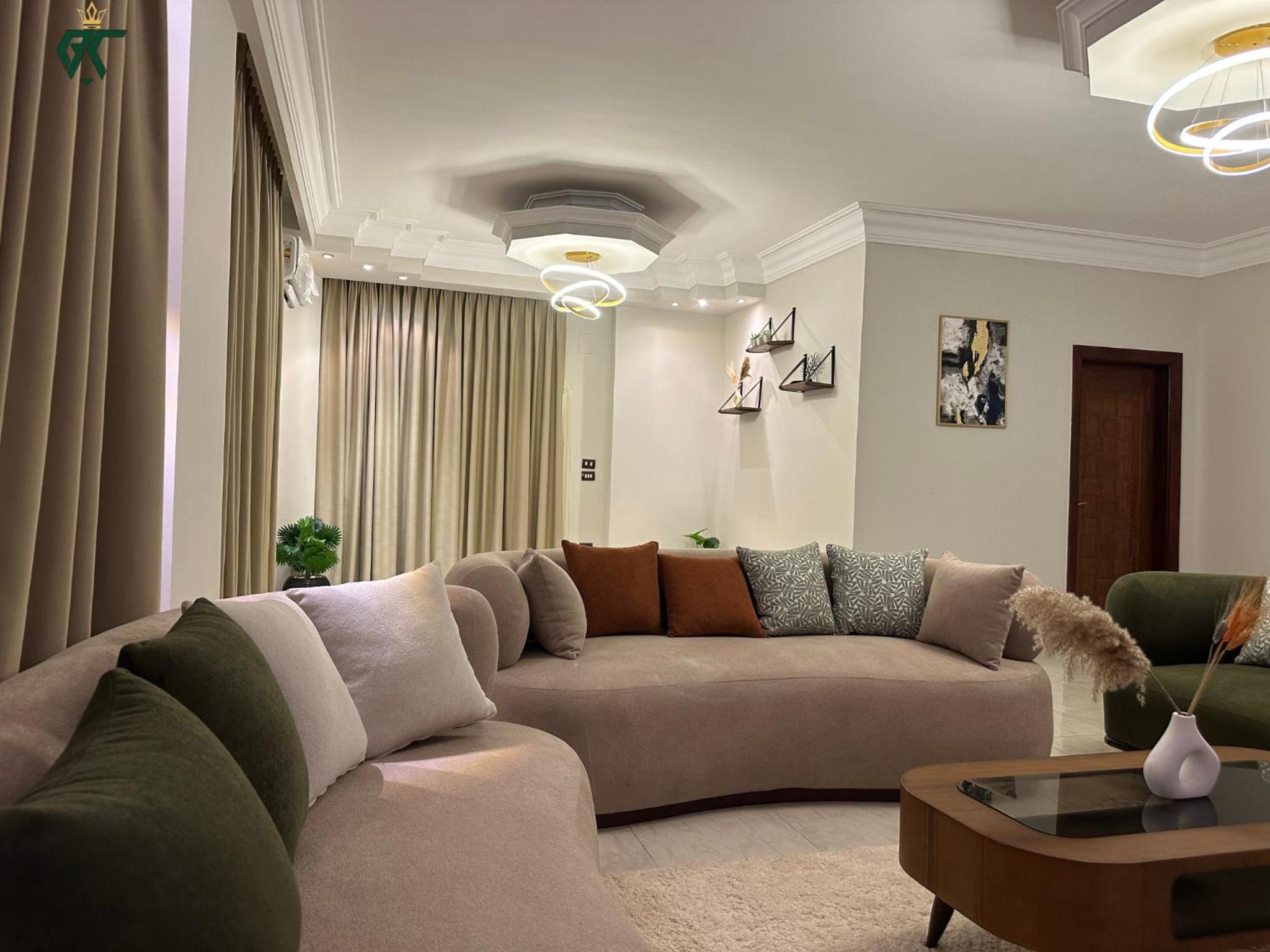 SKY LOUNGE by BC residence