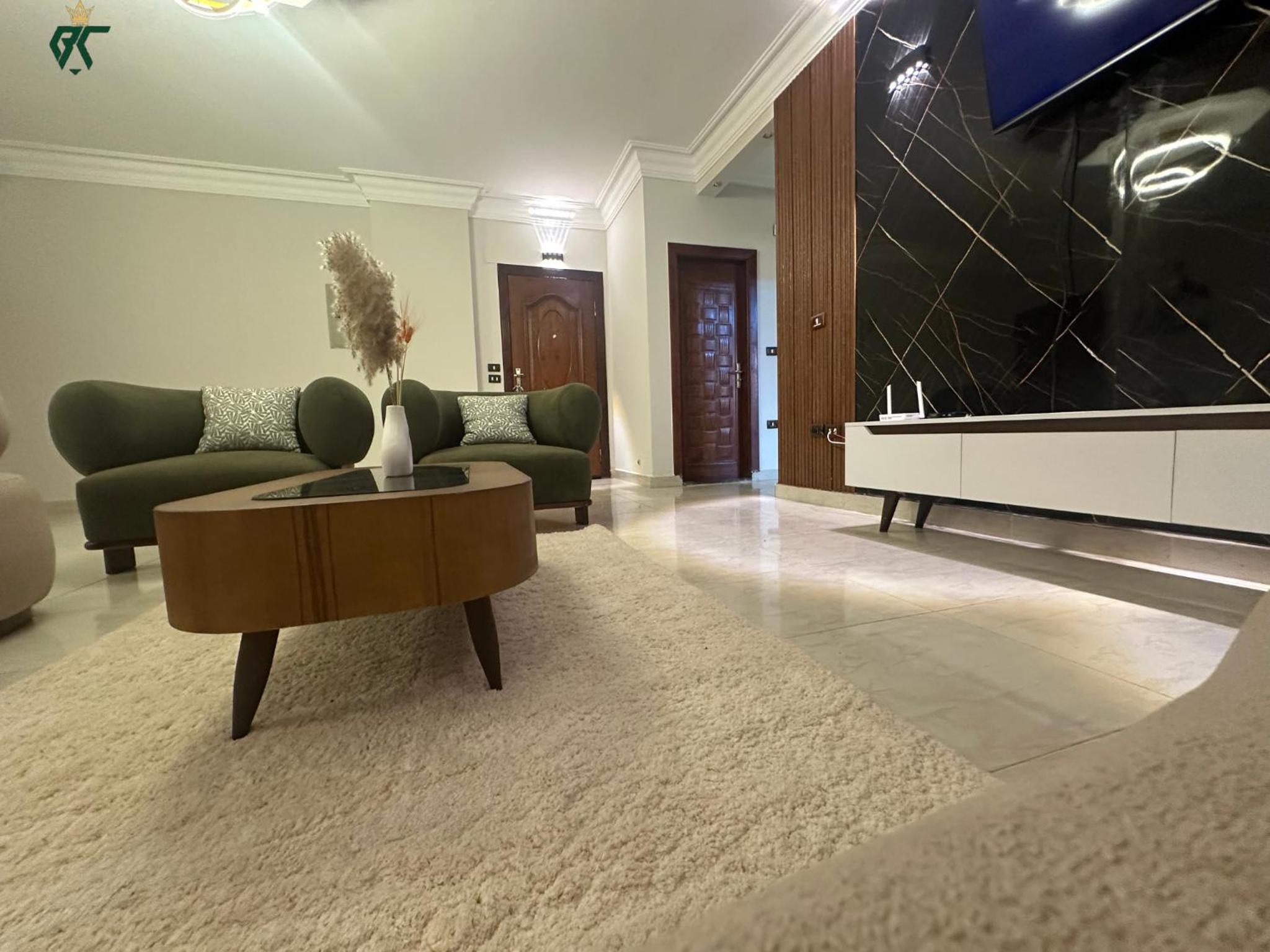 SKY LOUNGE by BC residence
