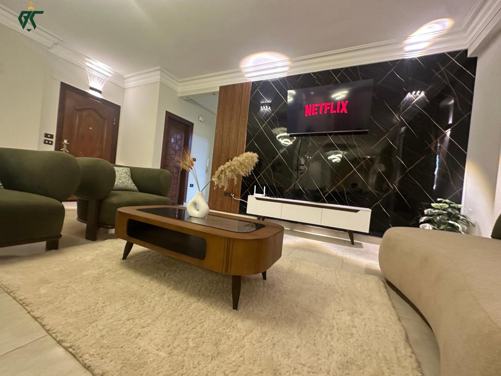 SKY LOUNGE by BC residence