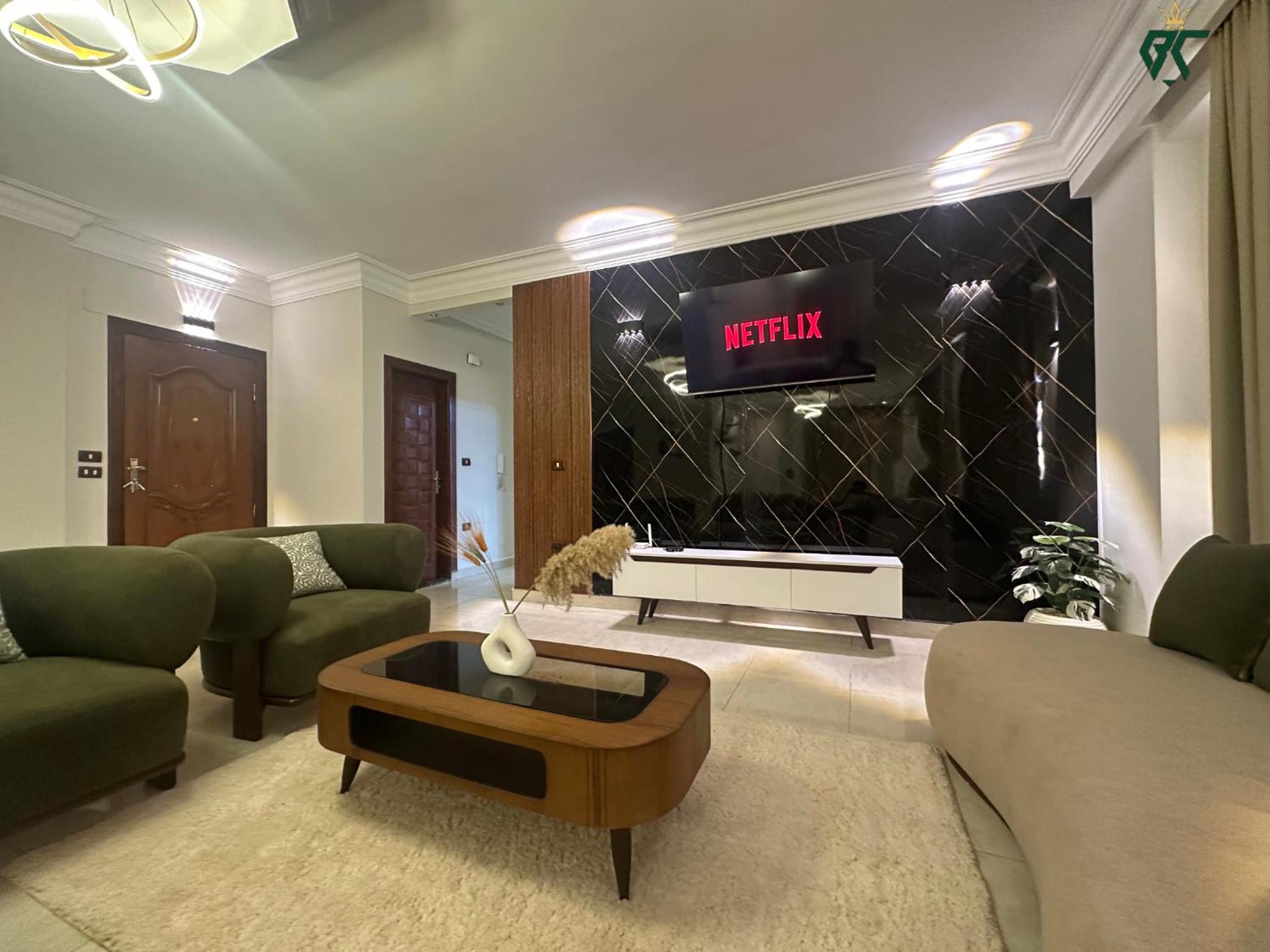 SKY LOUNGE by BC residence