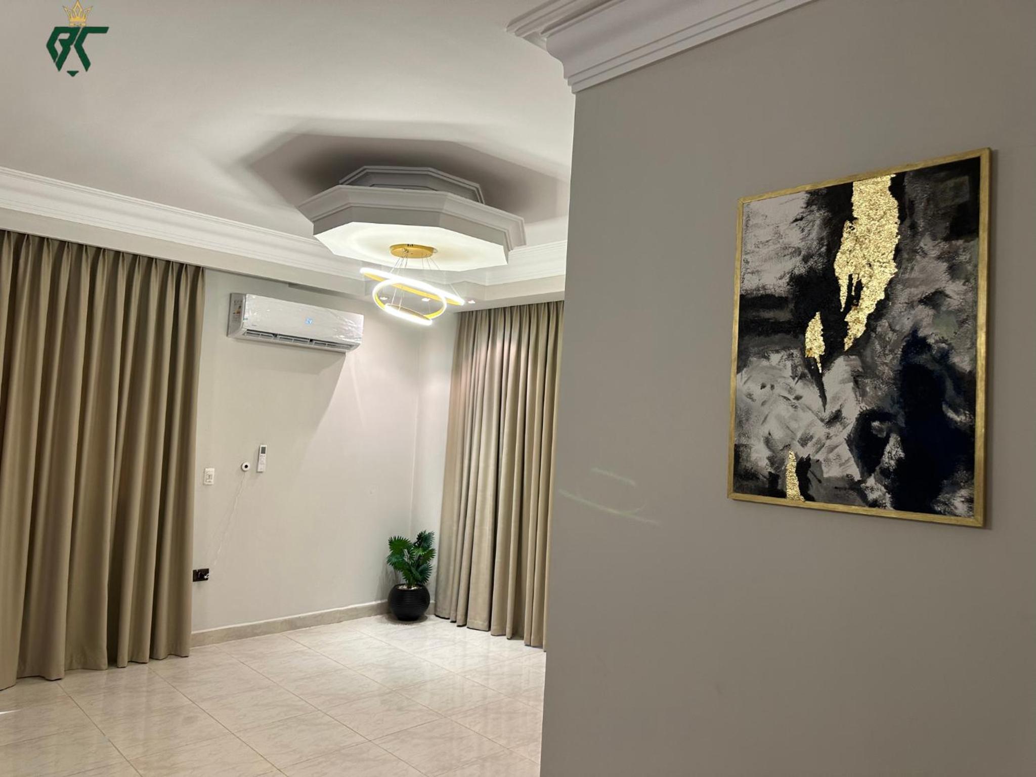 SKY LOUNGE by BC residence