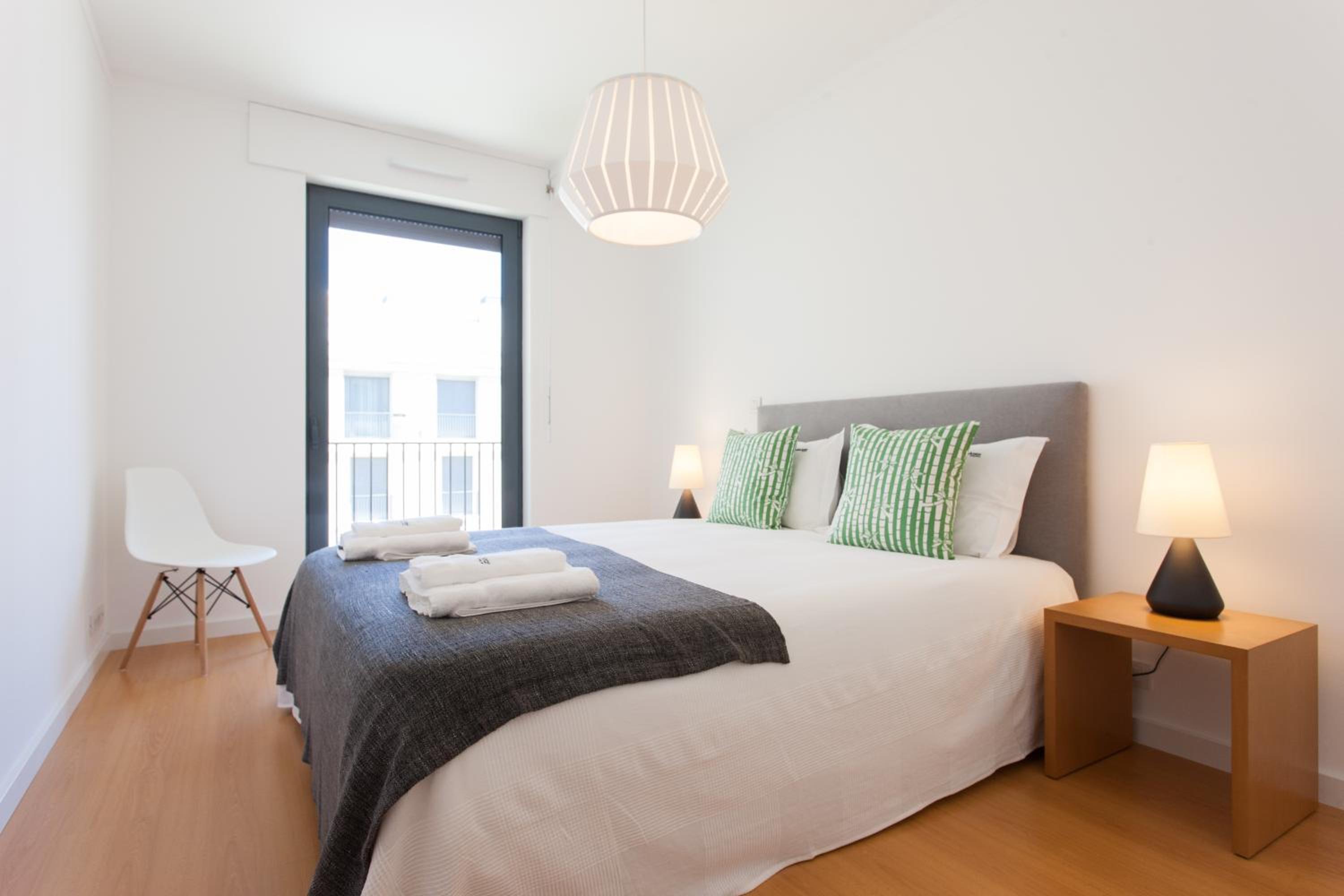 FLH Martim Moniz Modern Flat view 3