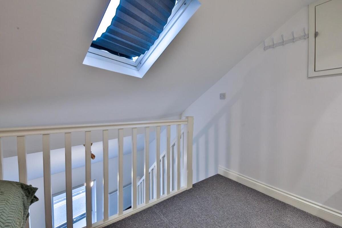 Modern 1-Bed Flat near Cardiff City Centre