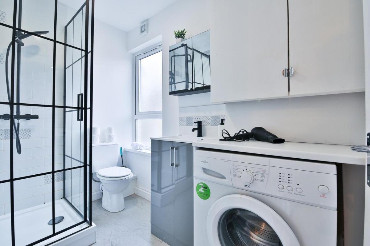 Modern 1-Bed Flat near Cardiff City Centre