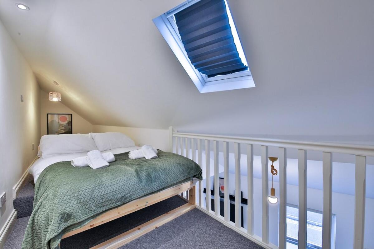 Modern 1-Bed Flat near Cardiff City Centre