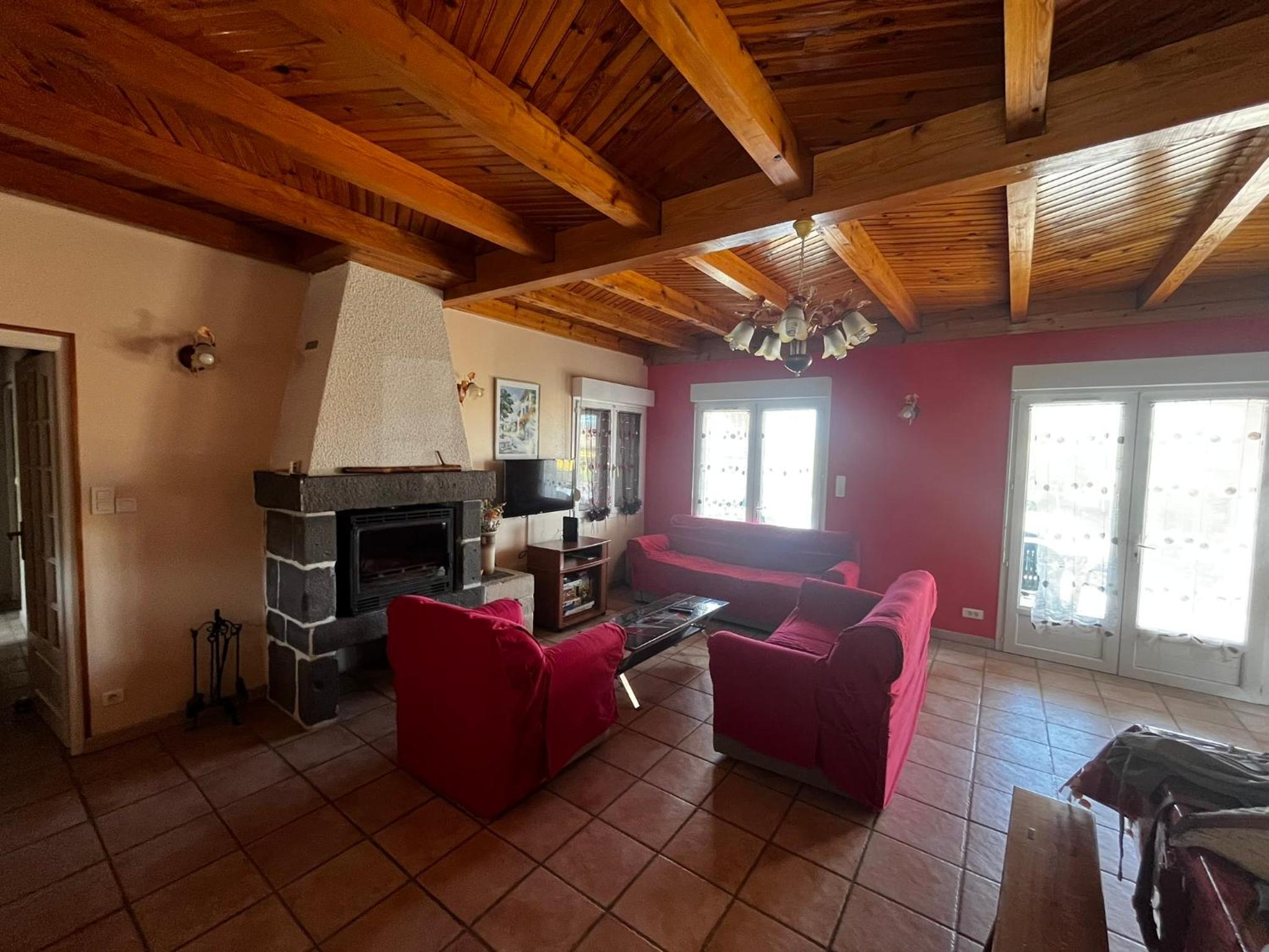 Jolie maison avec piscine