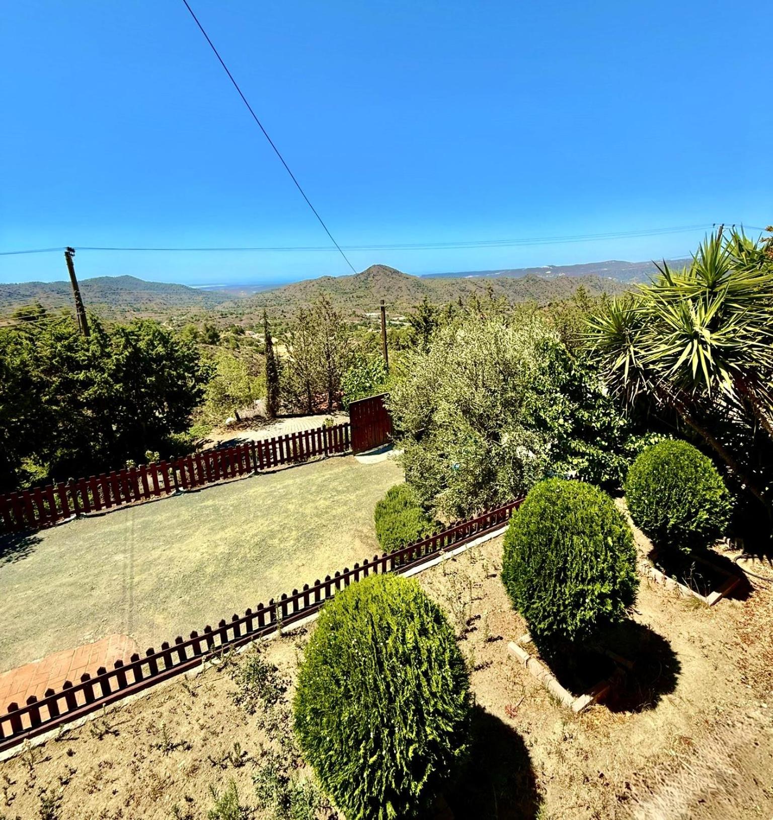 Apokas Country House