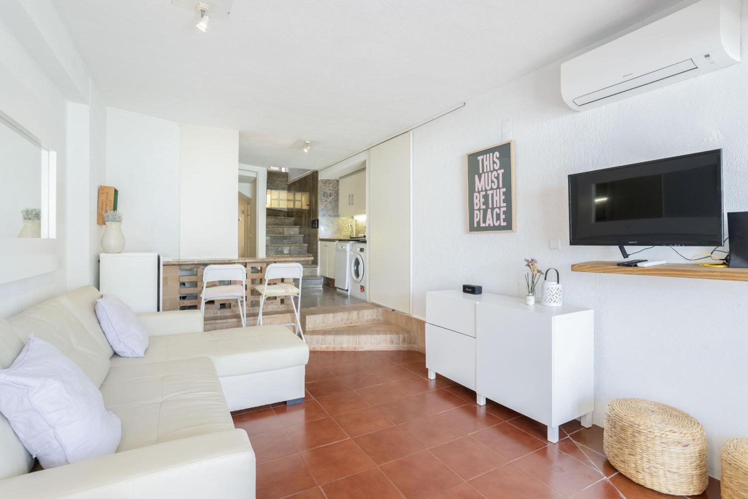 Pedras del Rei 398 Apartment, by Hopstays