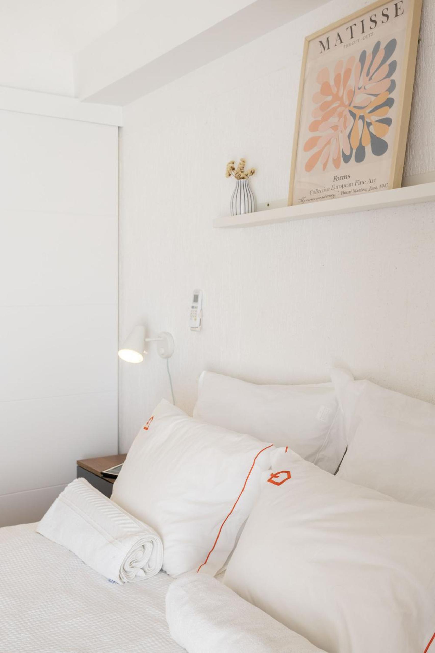Pedras del Rei 398 Apartment, by Hopstays