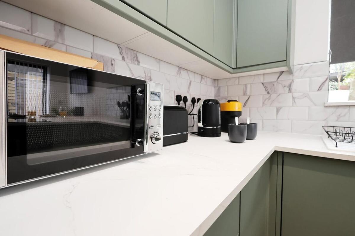 Chic 2 Bed Flat near Central Cardiff