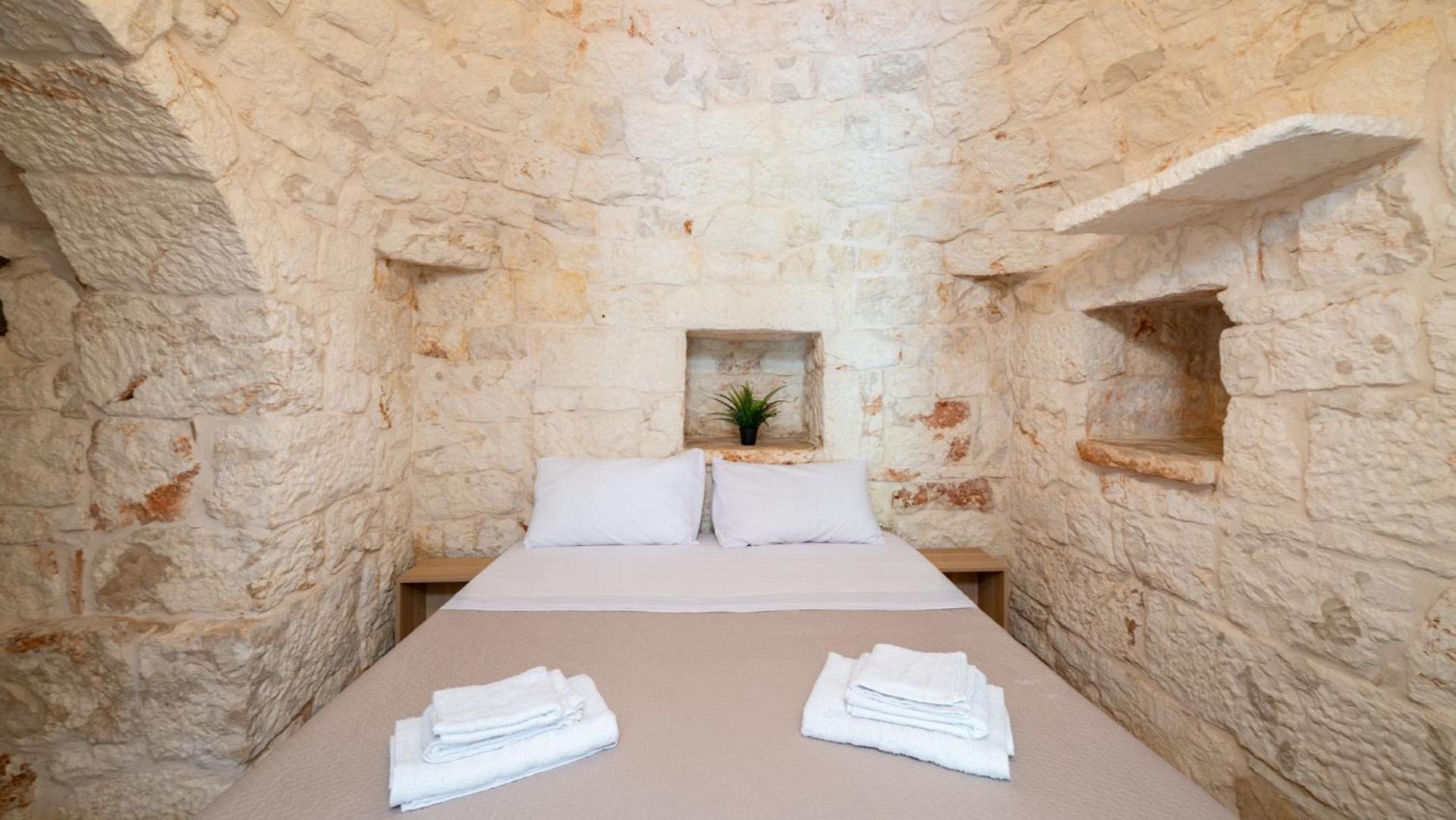 Casa Annamaria 1-2 by Rentbeat