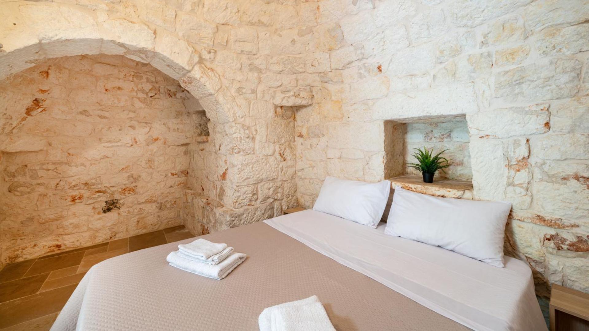 Casa Annamaria 1-2 by Rentbeat