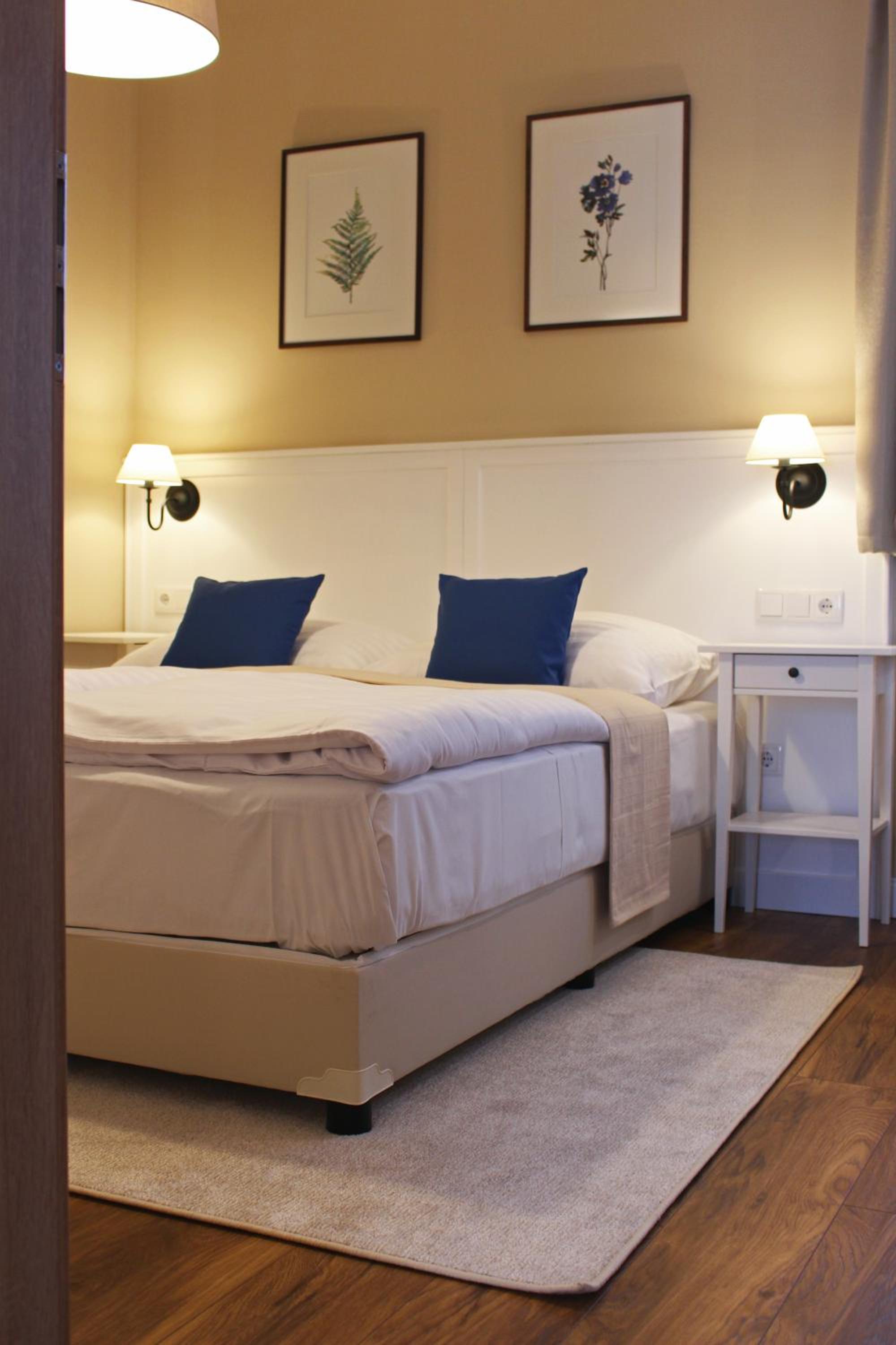 Erhardt Superior Rooms view 3