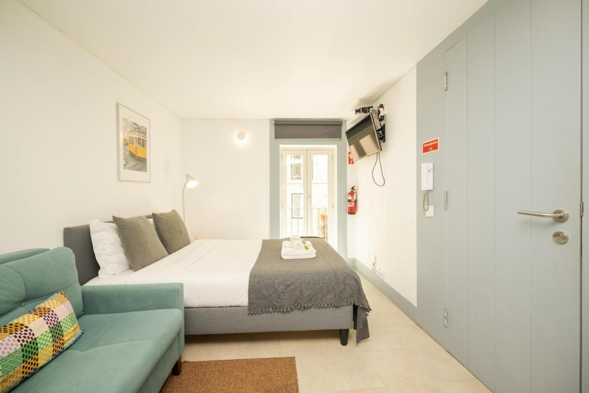 Alfama Modern Loft by Hosty