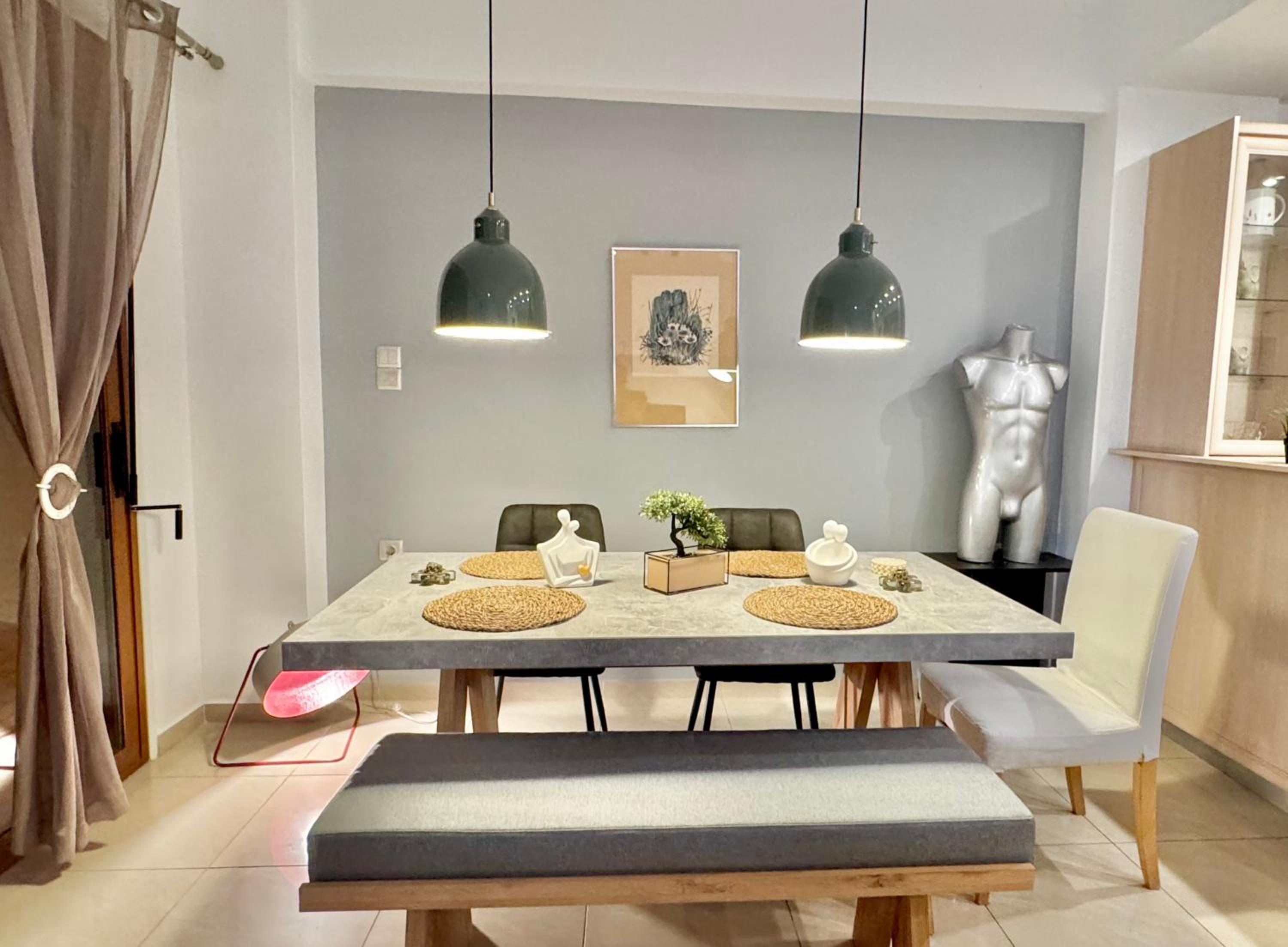 Marina Zeas Spacious Two Bedroom Apartment