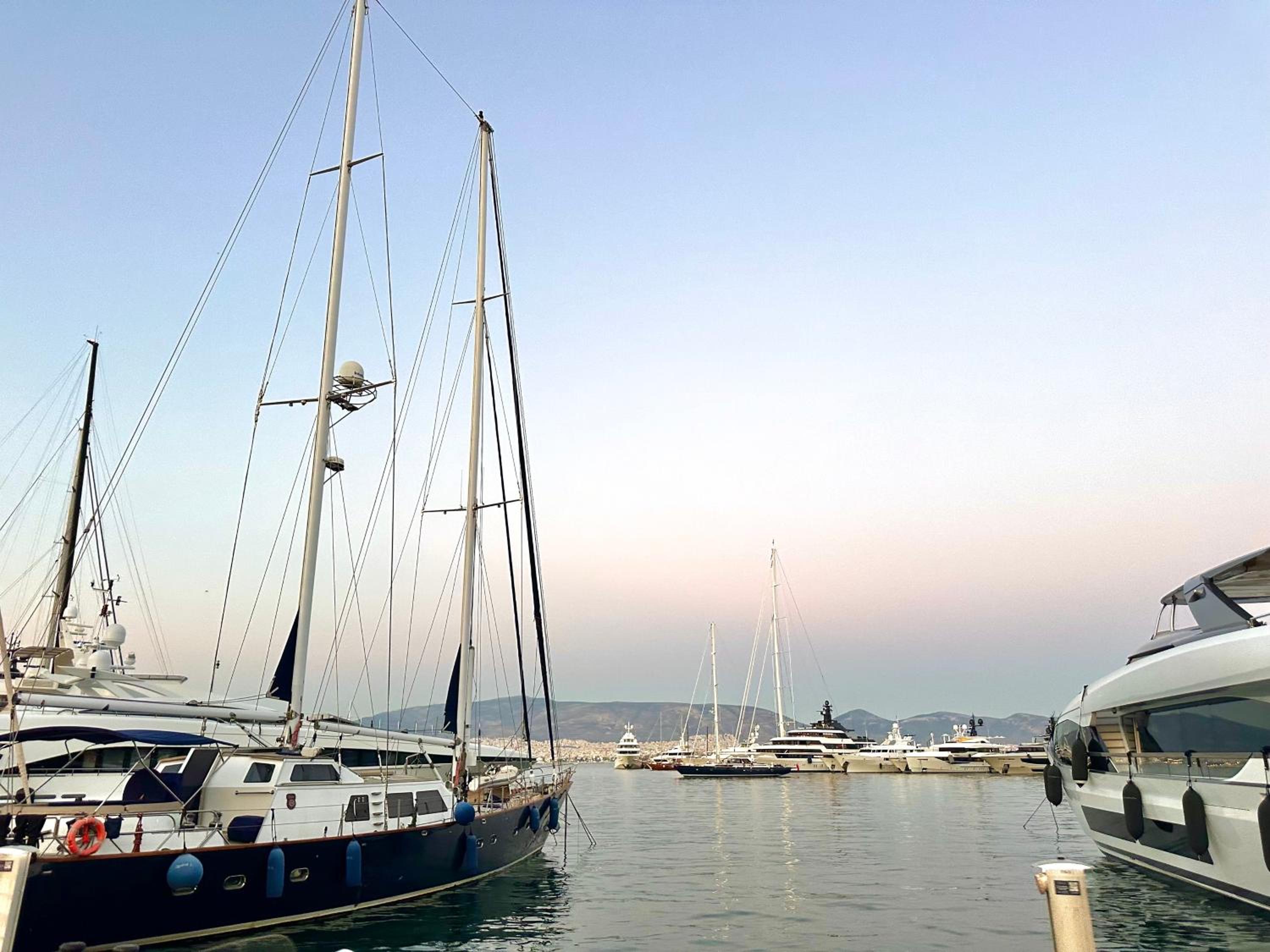 Marina Zeas Spacious Two Bedroom Apartment