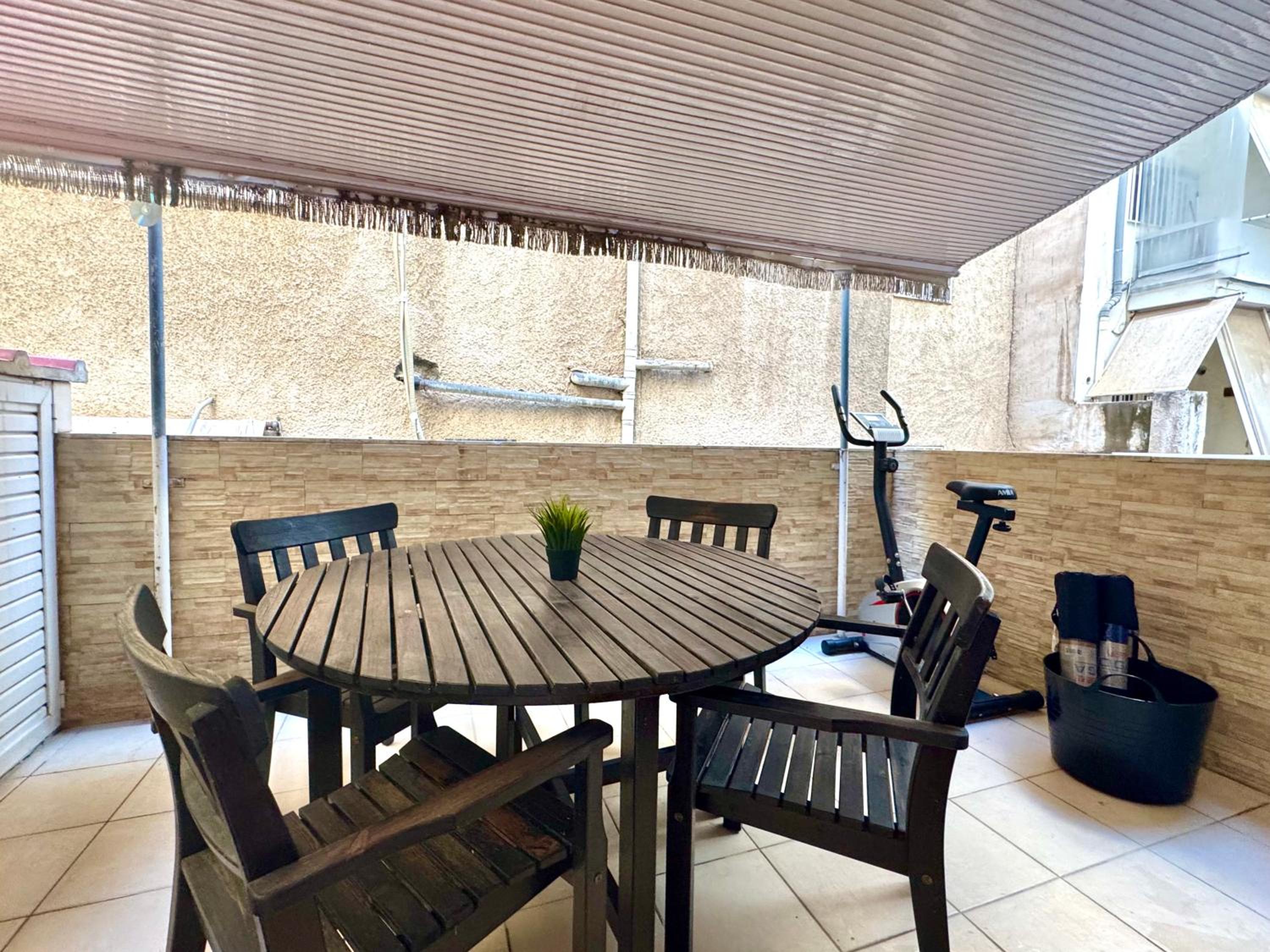 Marina Zeas Spacious Two Bedroom Apartment