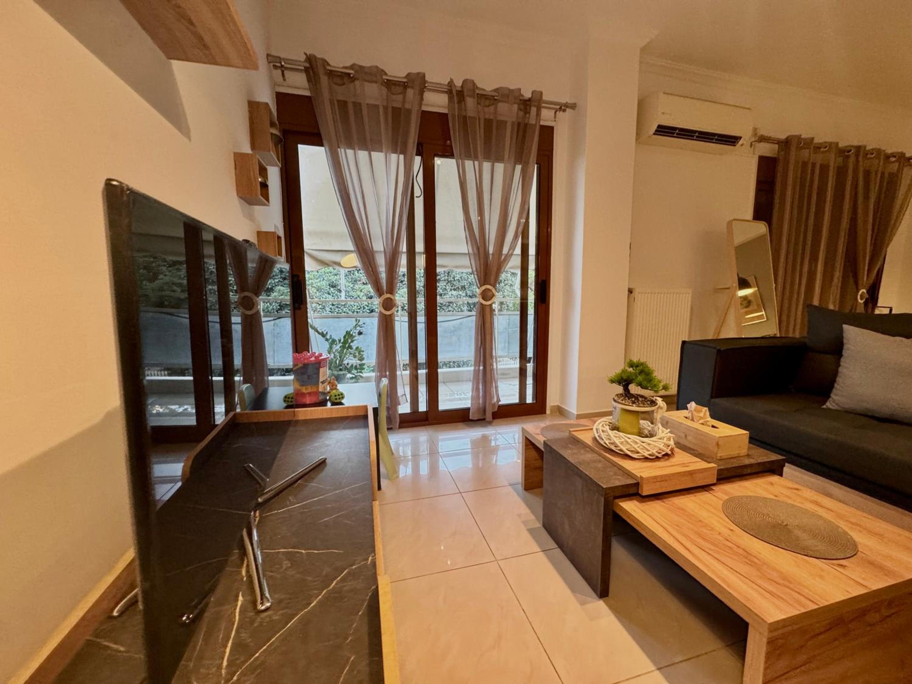 Marina Zeas Spacious Two Bedroom Apartment
