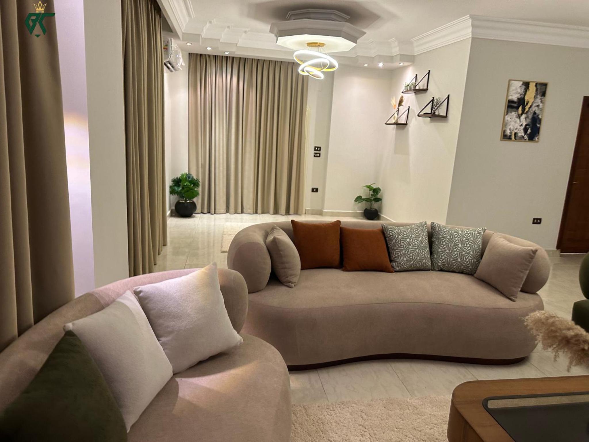 SKY LOUNGE by BC residence