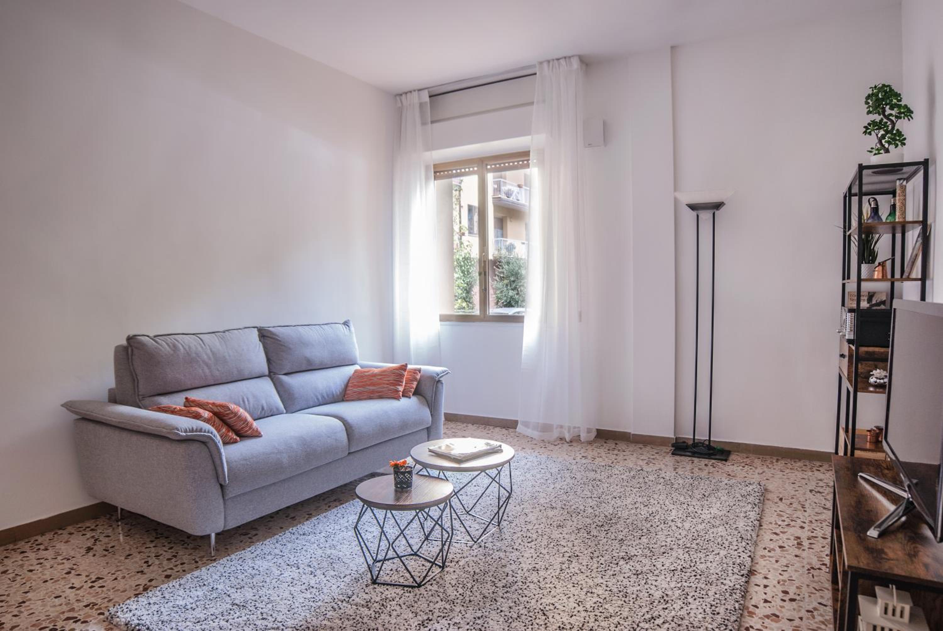 Scandicci Flat - 15 mins from Florence