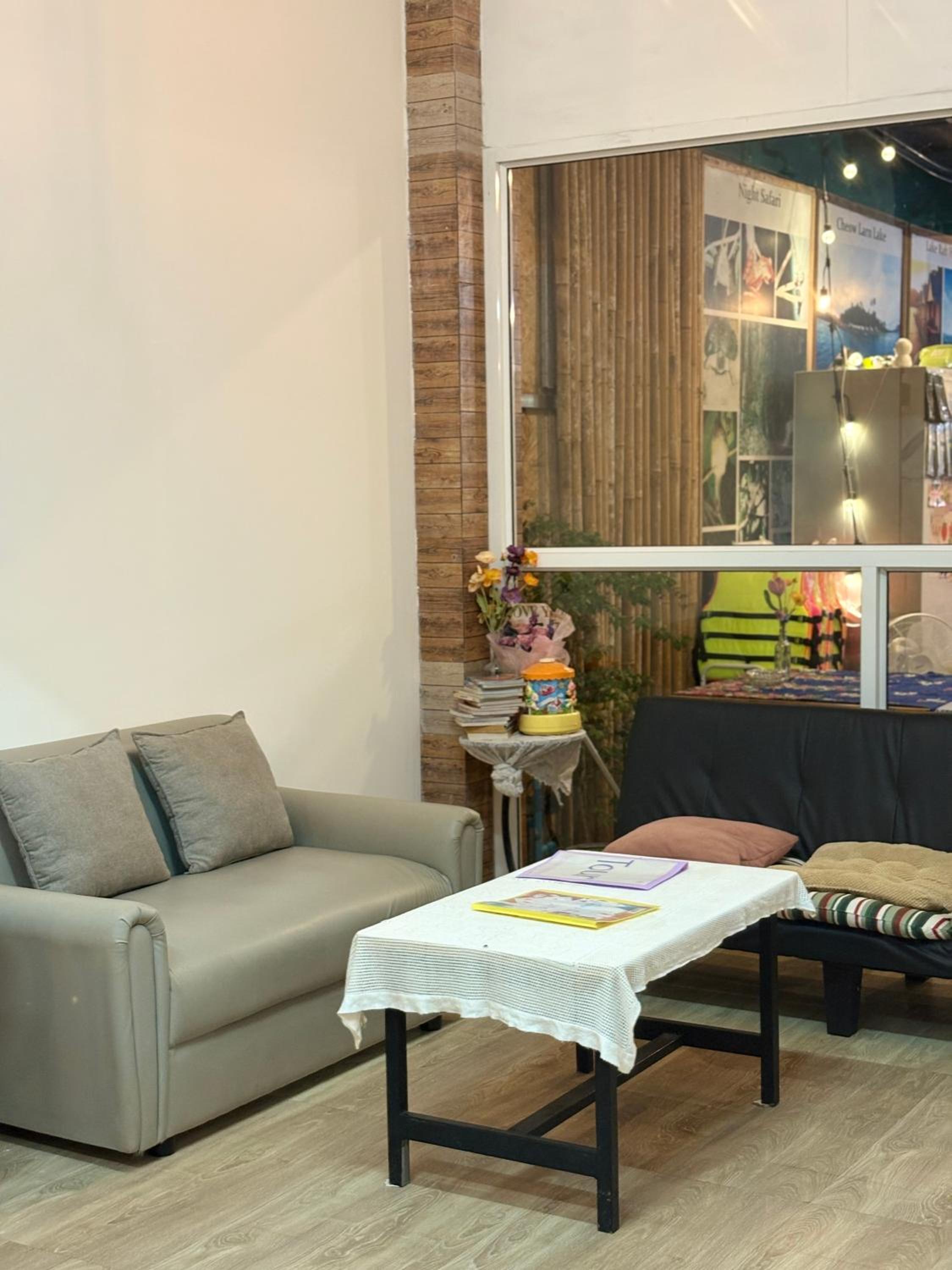Khaosok city hostel