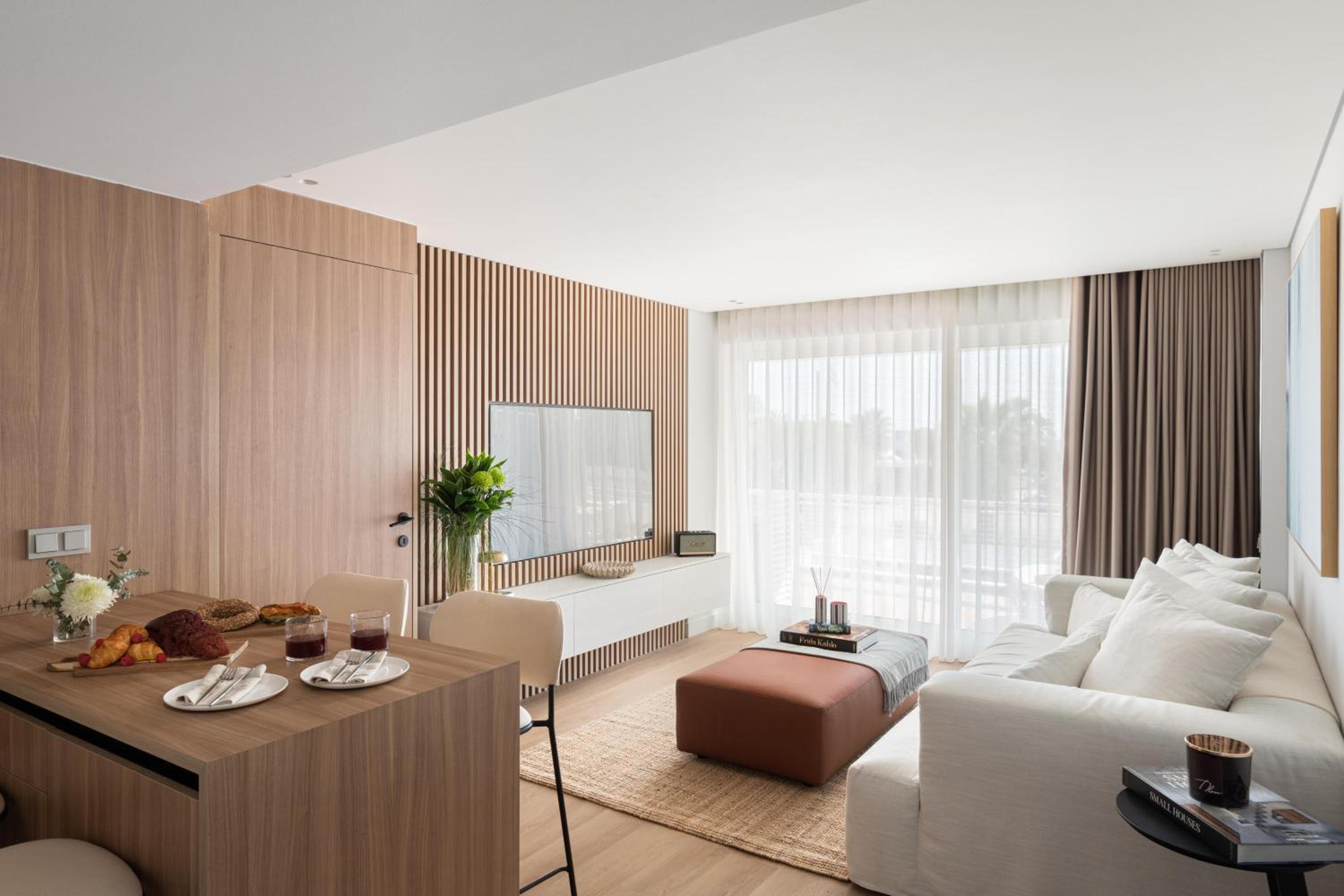 1BD SV Beach Condo with Pool