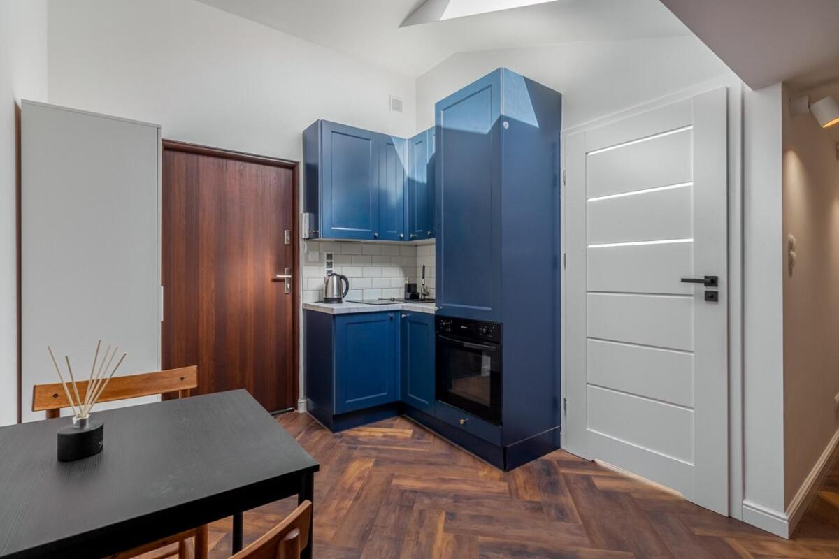 Close-Urban Chic - Modern Apartment near Center & National Stadium, Marcinkowskiego #2