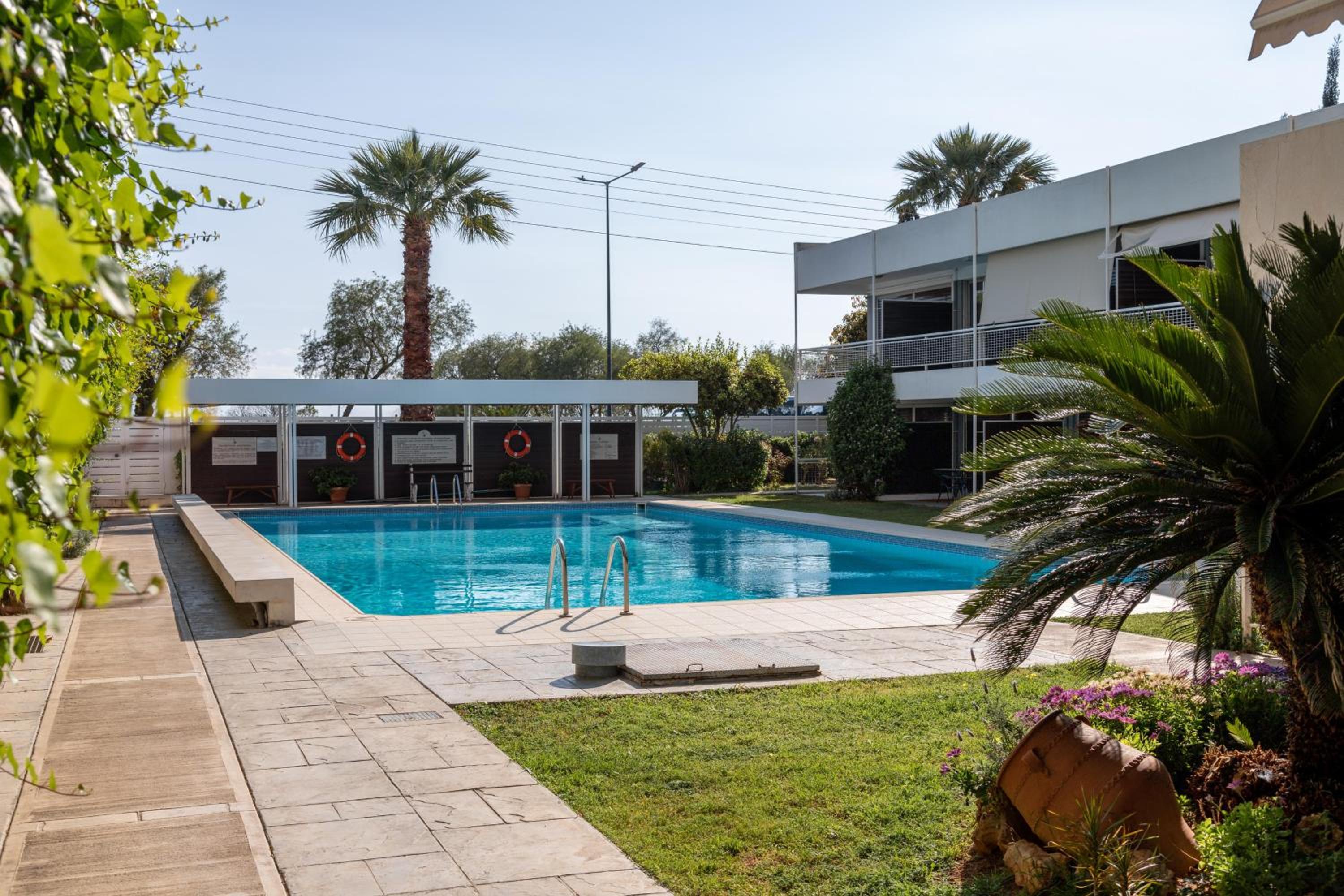 1BD SV Beach Condo with Pool