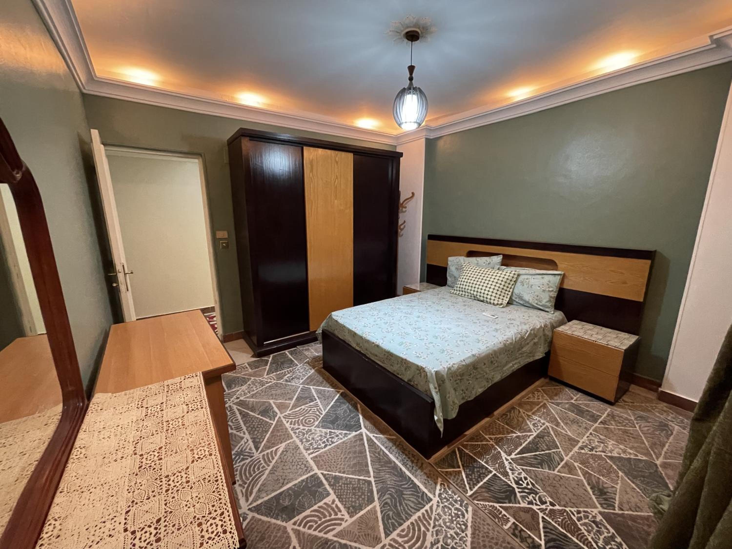 Deluxe Apartment for Families on 9th street