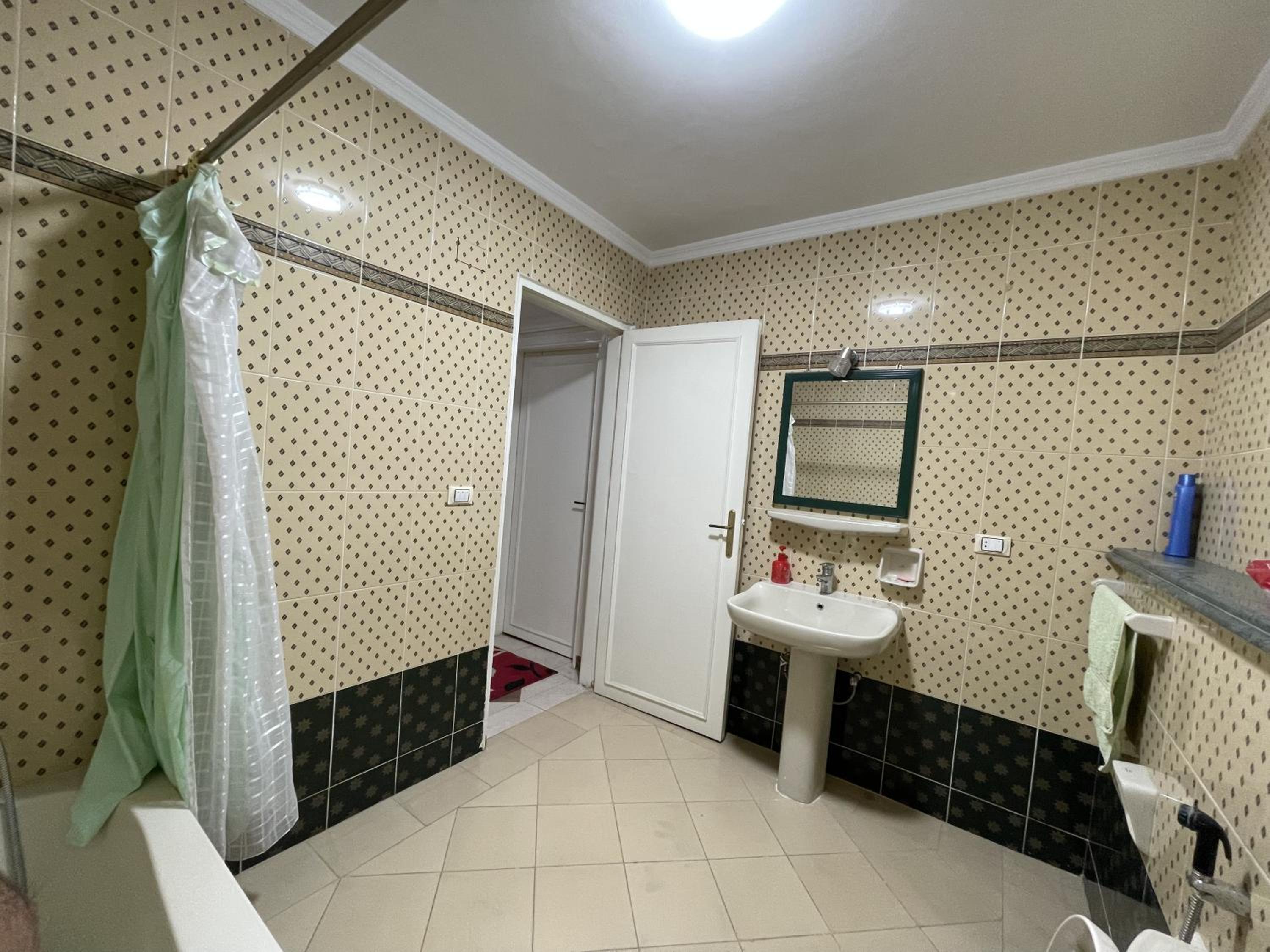 Deluxe Apartment for Families on 9th street