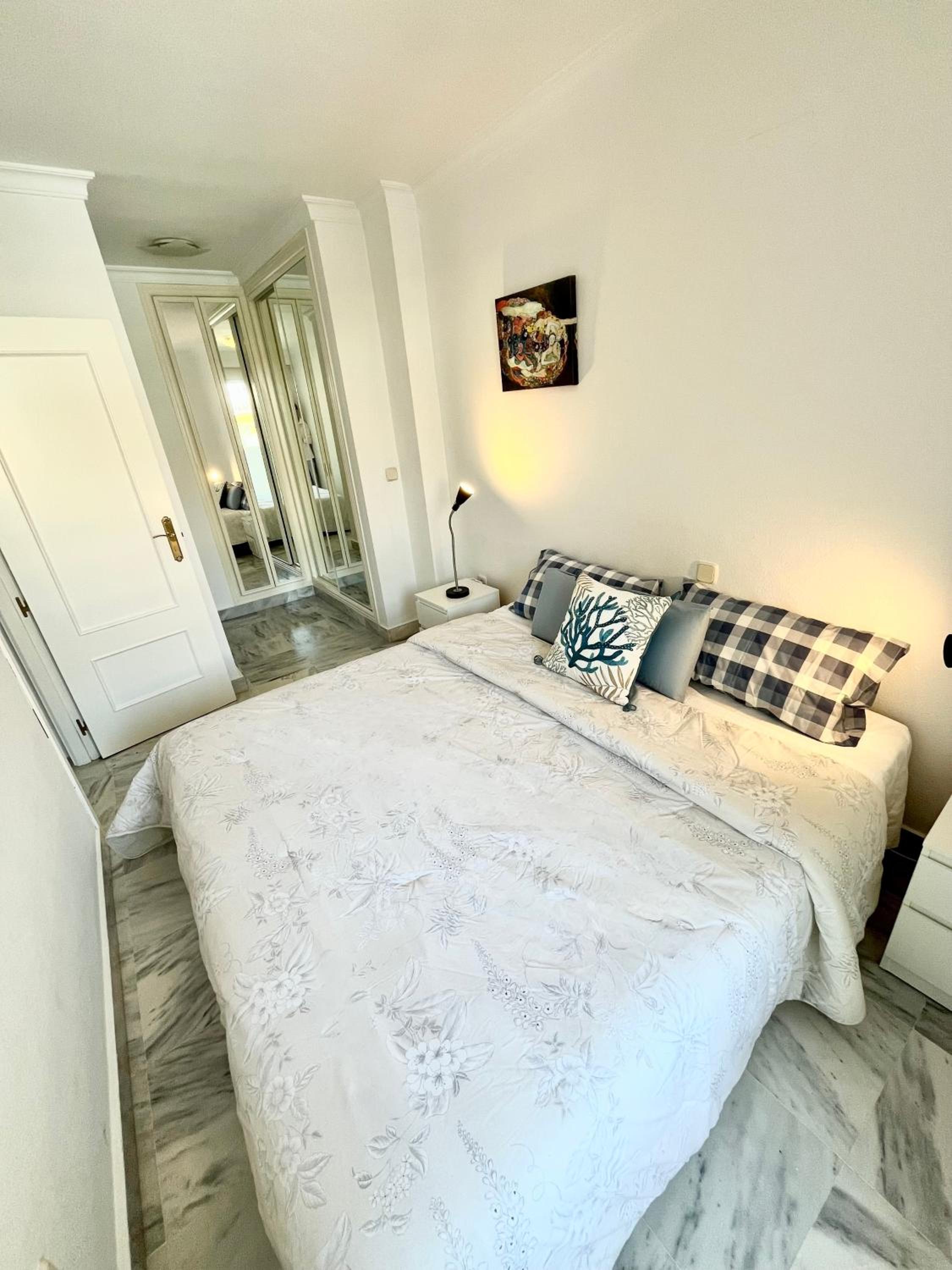 Lady of the Night apartment