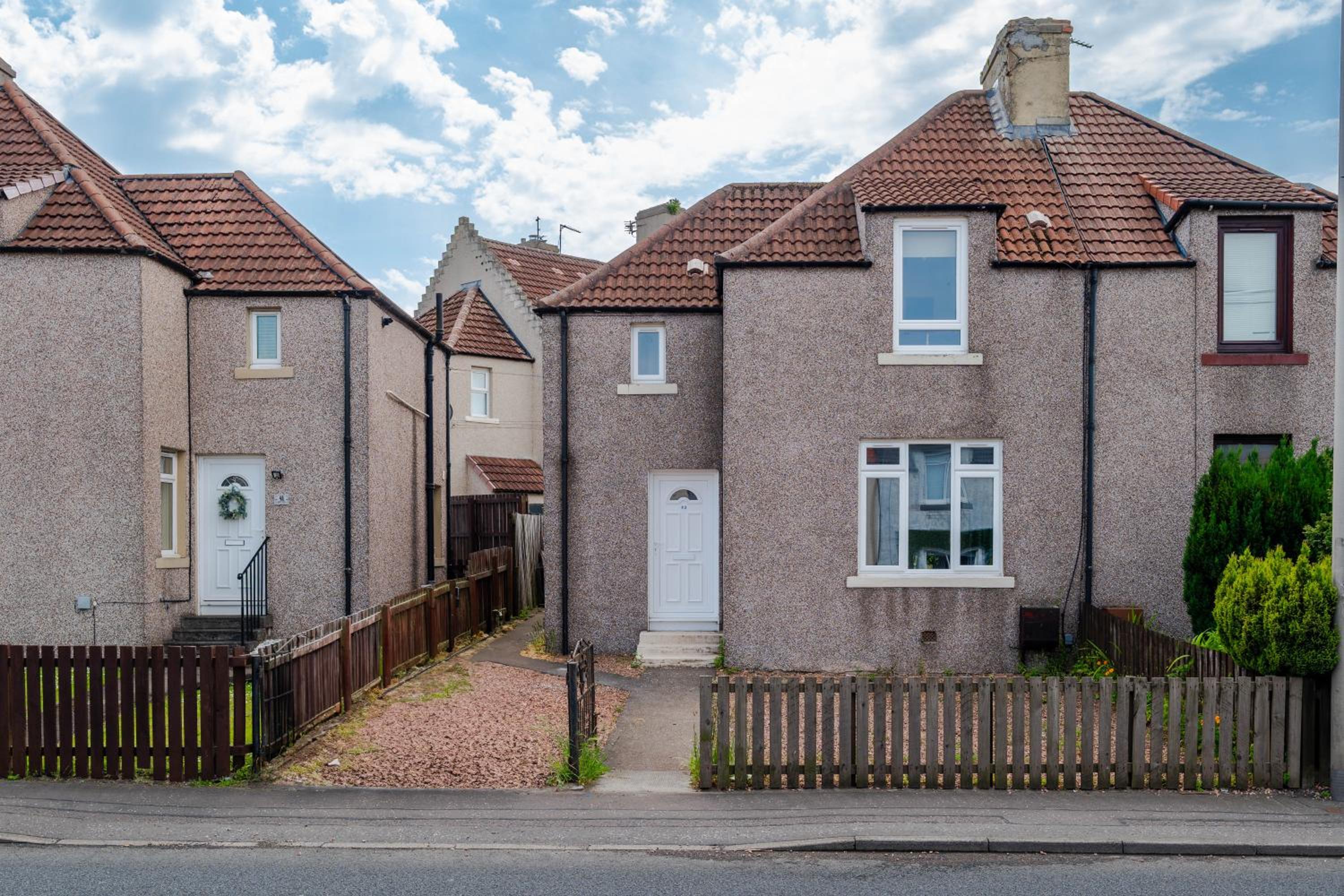 2 Bedroom House-Free Parking