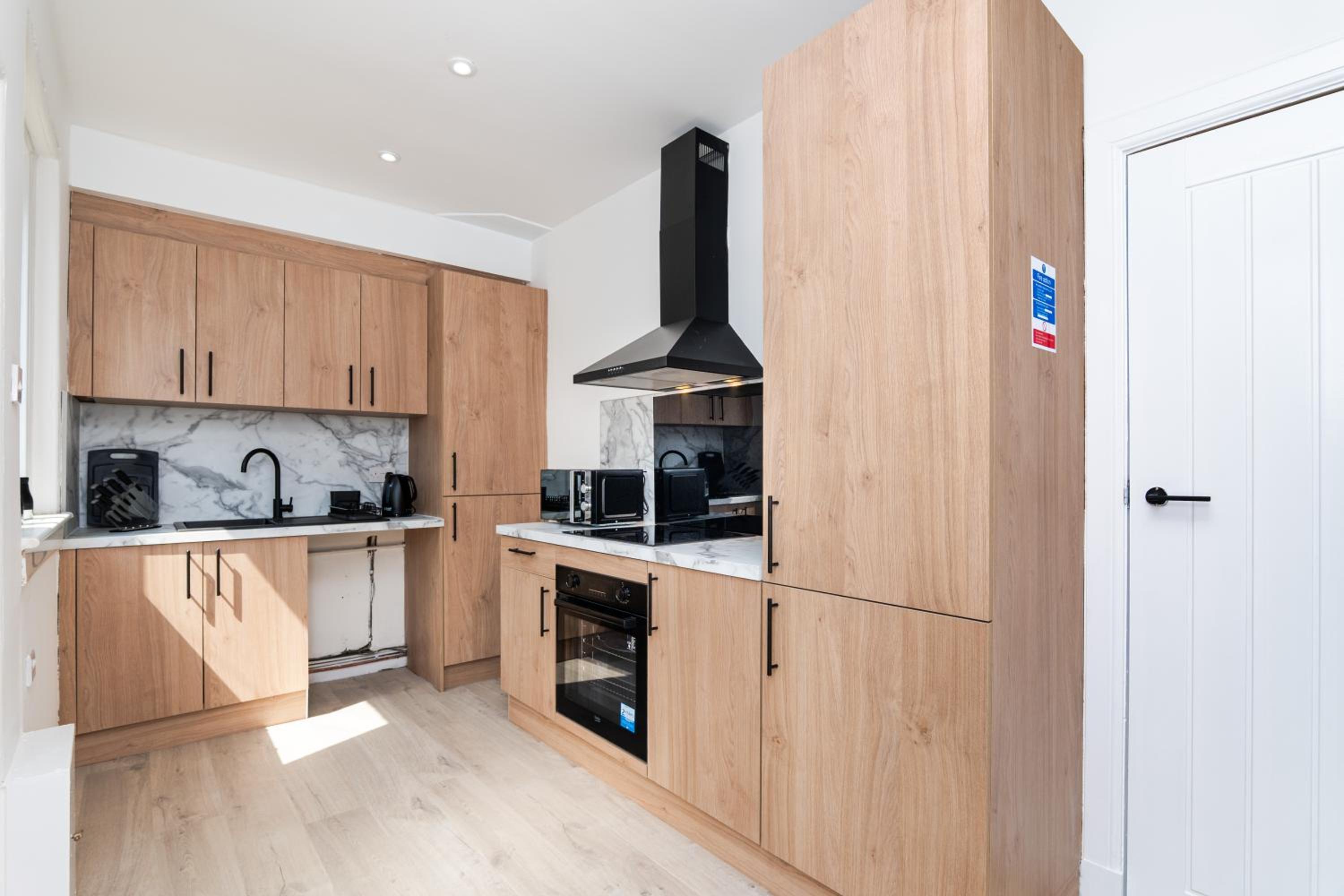 2 Bedroom House-Free Parking