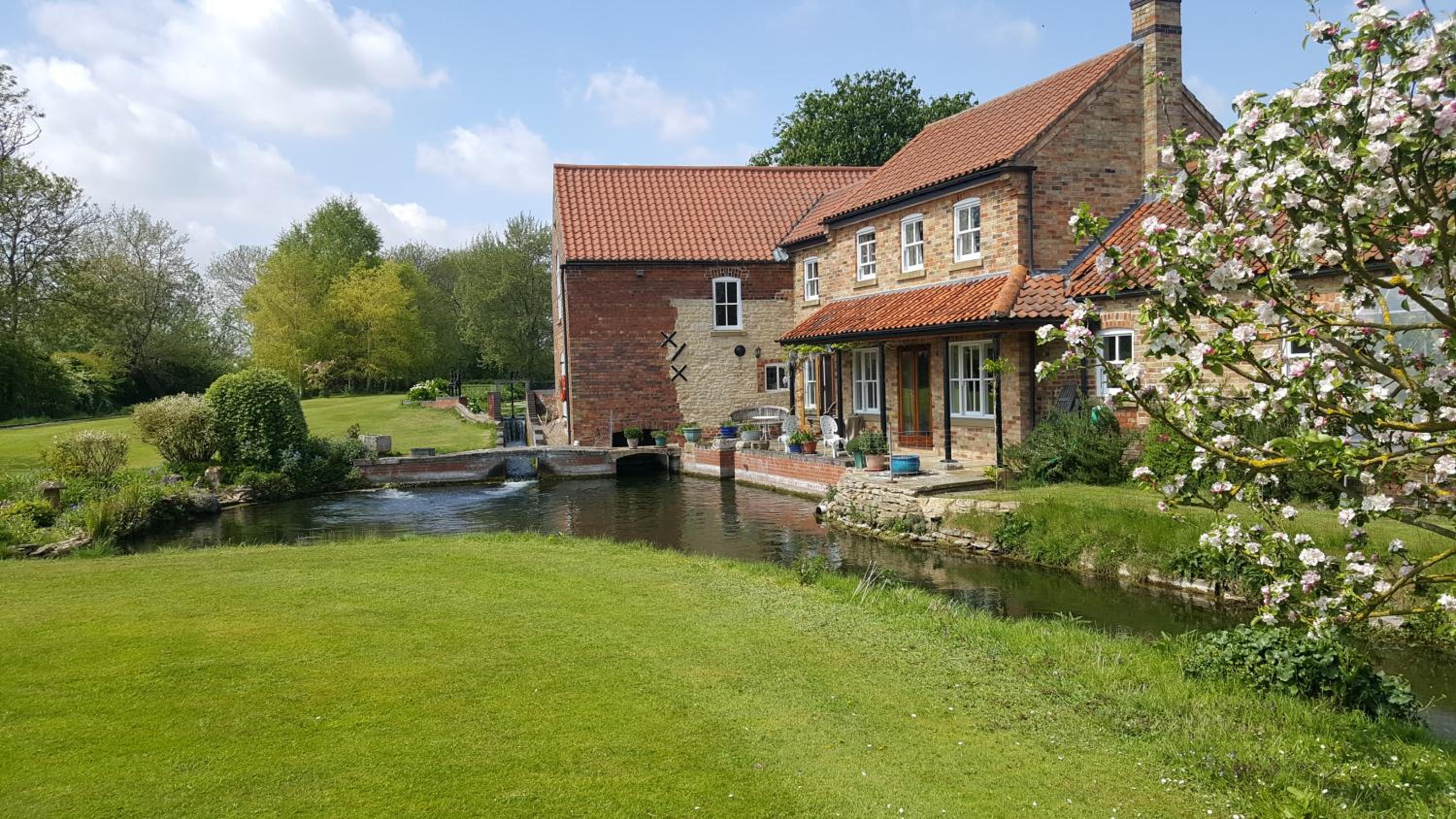 Watermill Farm Cottages view 2