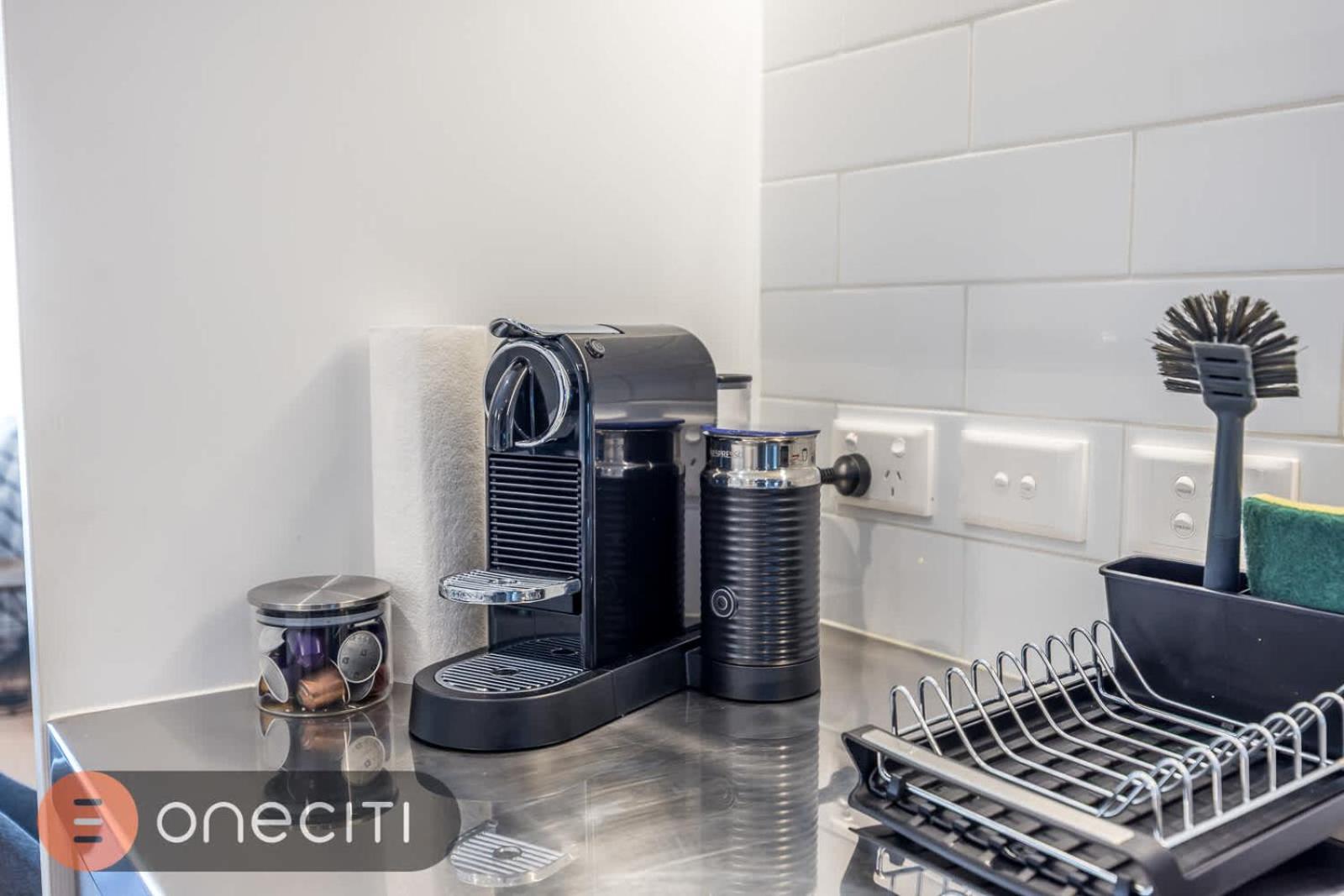Spacious 3BR in Auckland CBD w Parking, Sky City Views