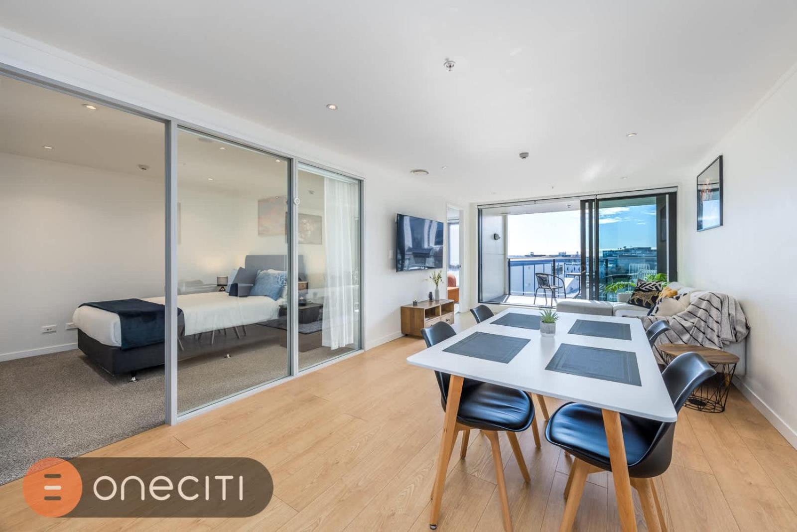 Spacious 3BR in Auckland CBD w Parking, Sky City Views