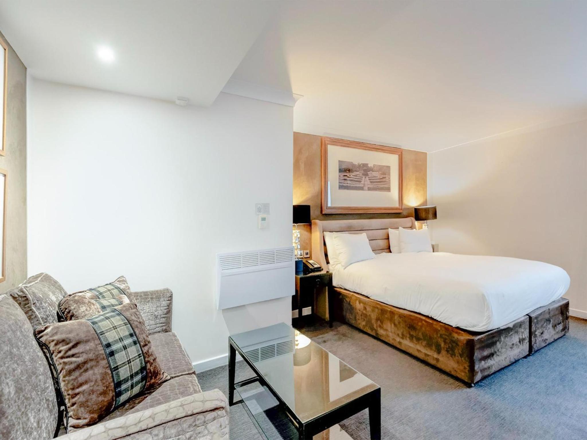 Dundee Serenity Spa Retreat near Perth