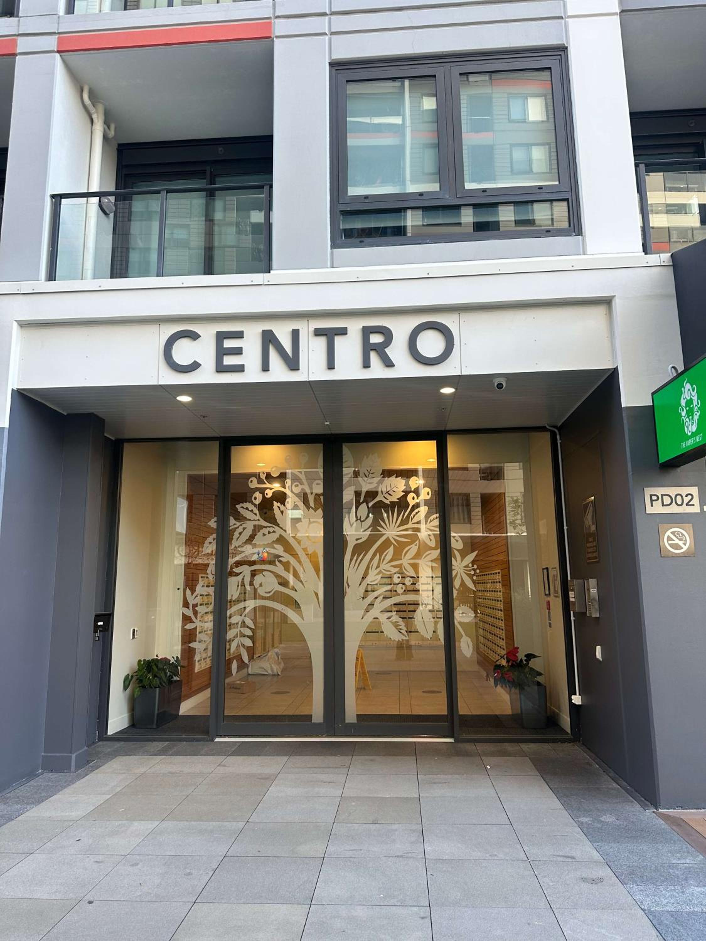 Spacious 3BR in Auckland CBD w Parking, Sky City Views