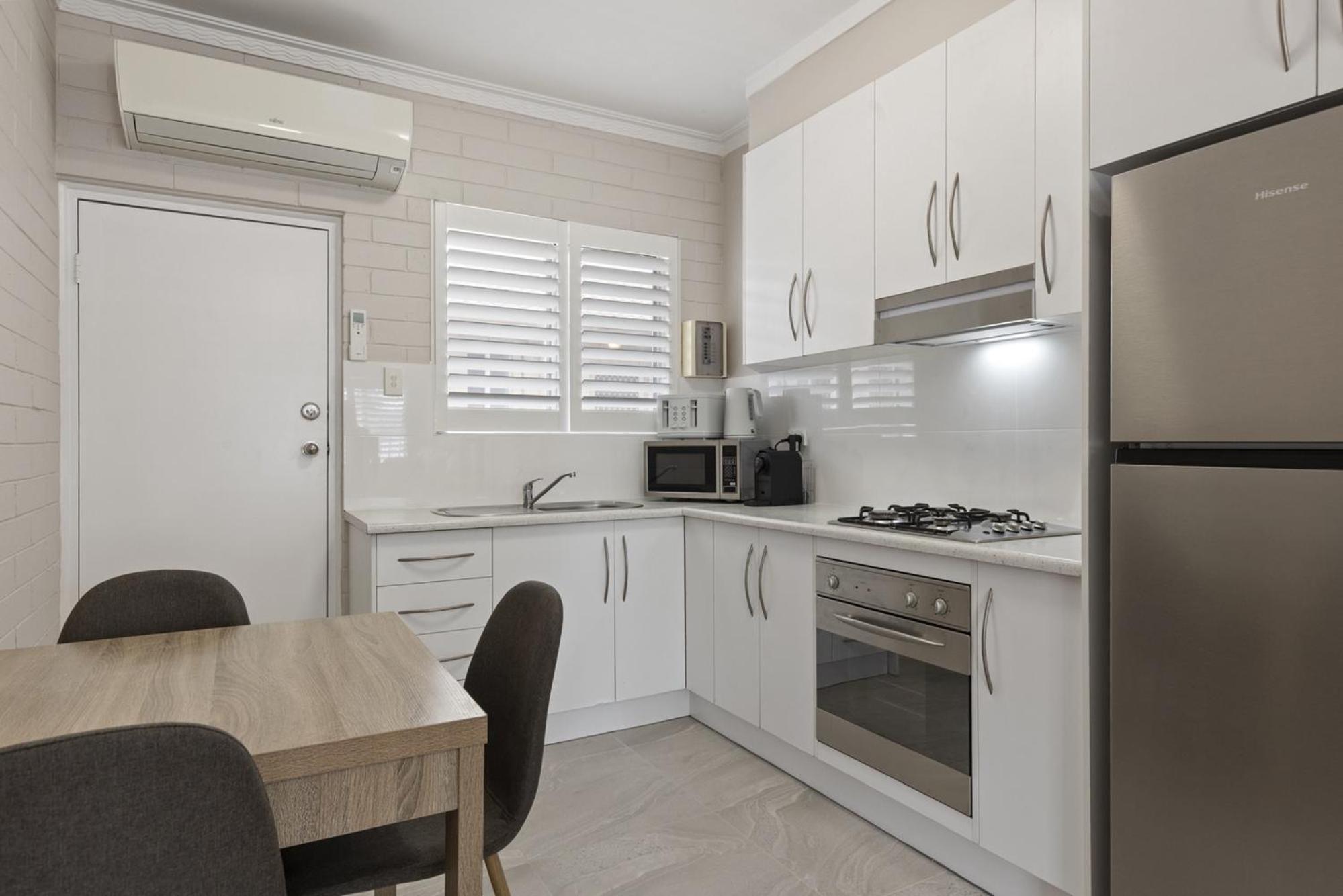Bright 2-Bed Apartment Steps from Largs Bay Beach
