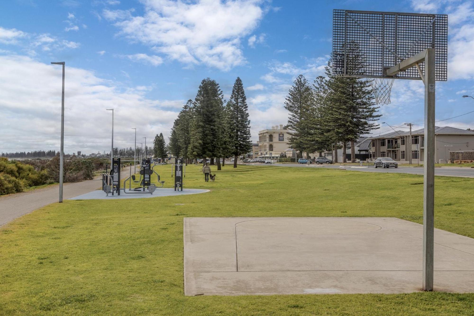 Bright 2-Bed Apartment Steps from Largs Bay Beach