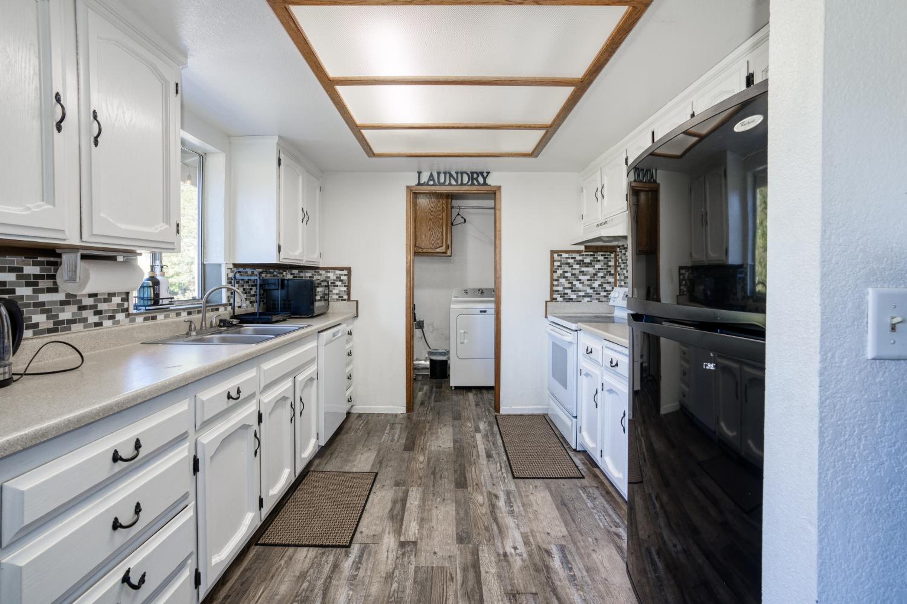 Mariposa home, Yosemite retreat, deer watching, family friendly