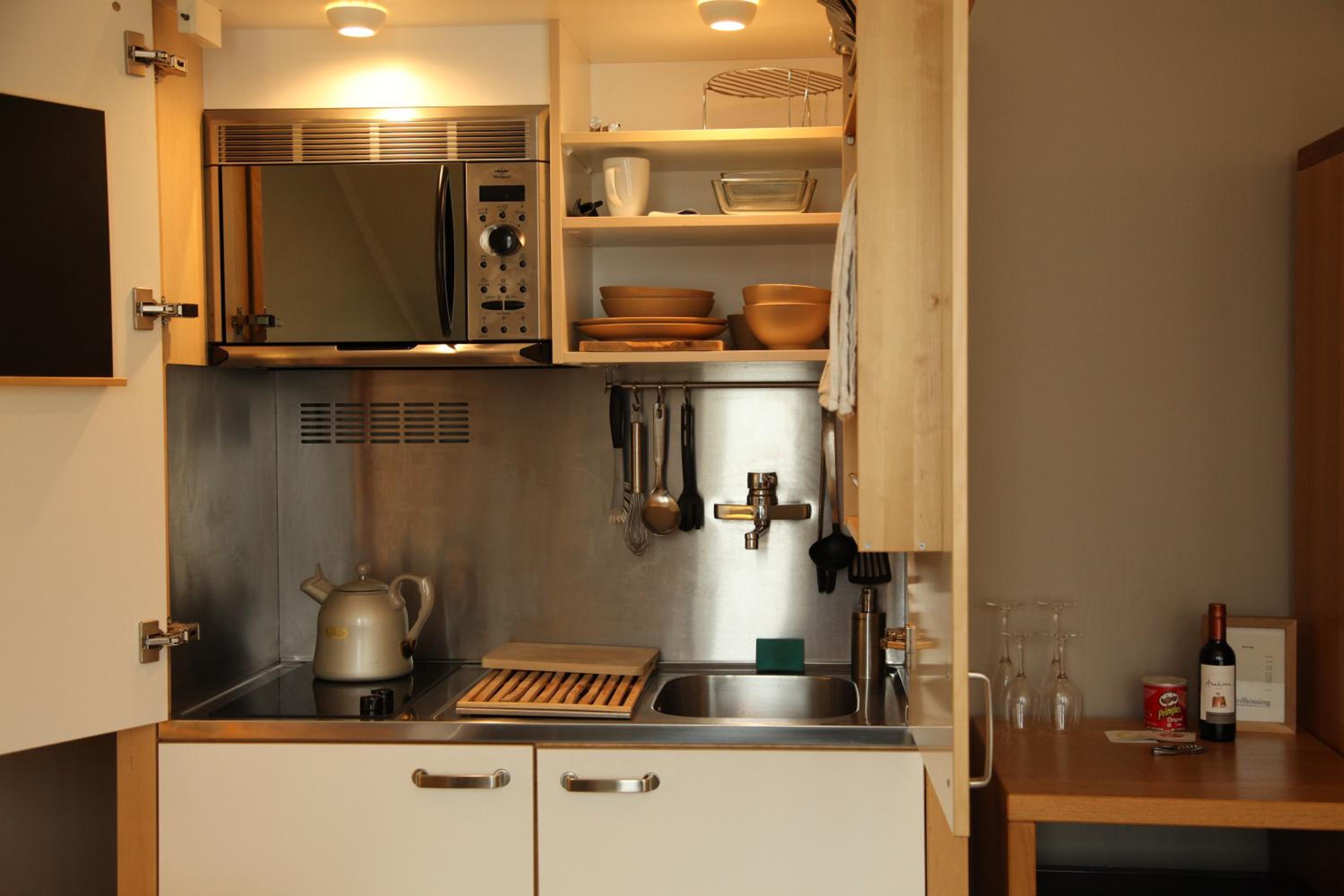Boardhousing