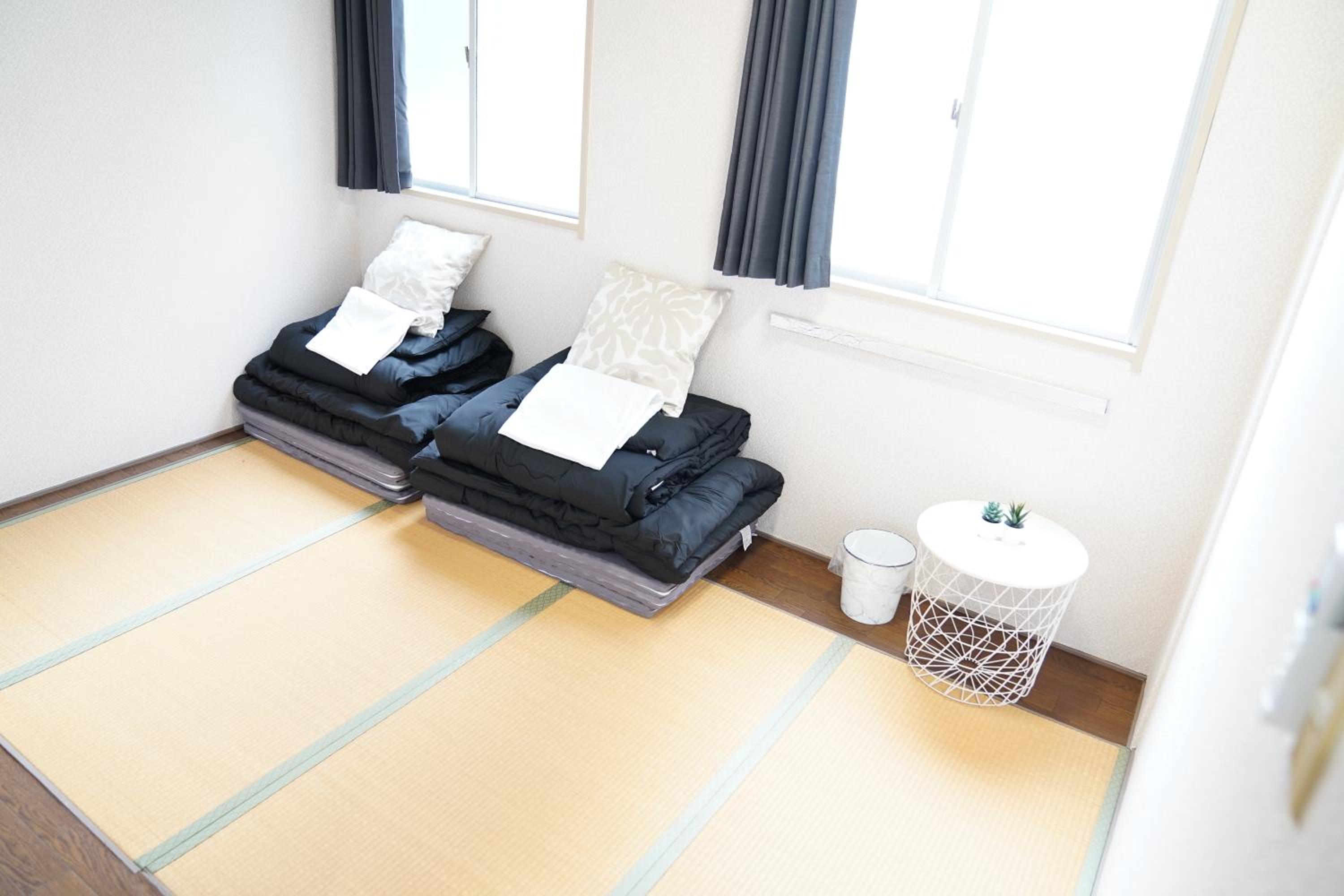 心斎橋難波関空直通Nambaminami Shin-Imamiya Ambers Hostel
