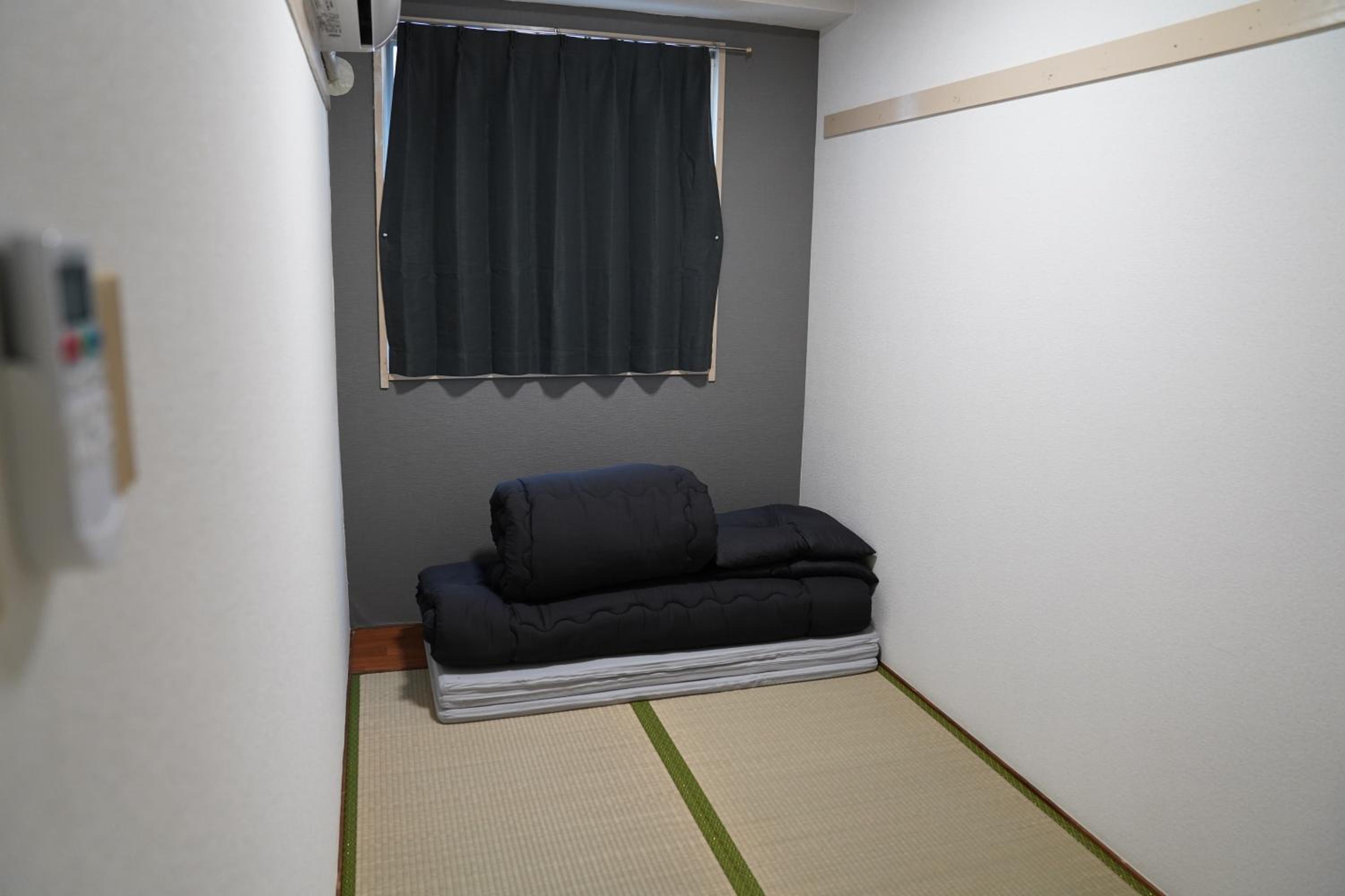 心斎橋難波関空直通Nambaminami Shin-Imamiya Ambers Hostel