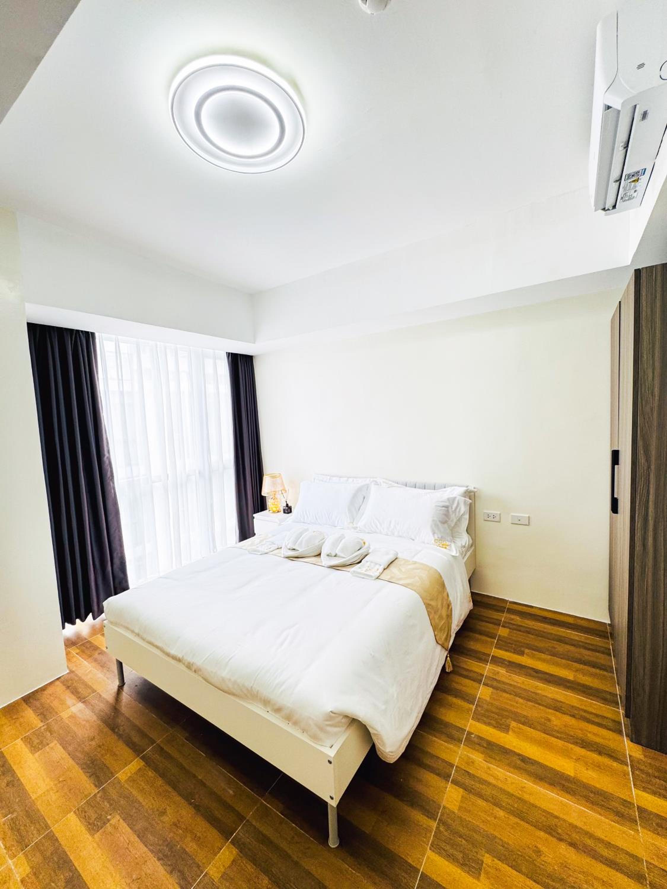 Spacious Unit & High-Floor Hotel near City of Dreams, Airport, Okada, and Solaire Casino
