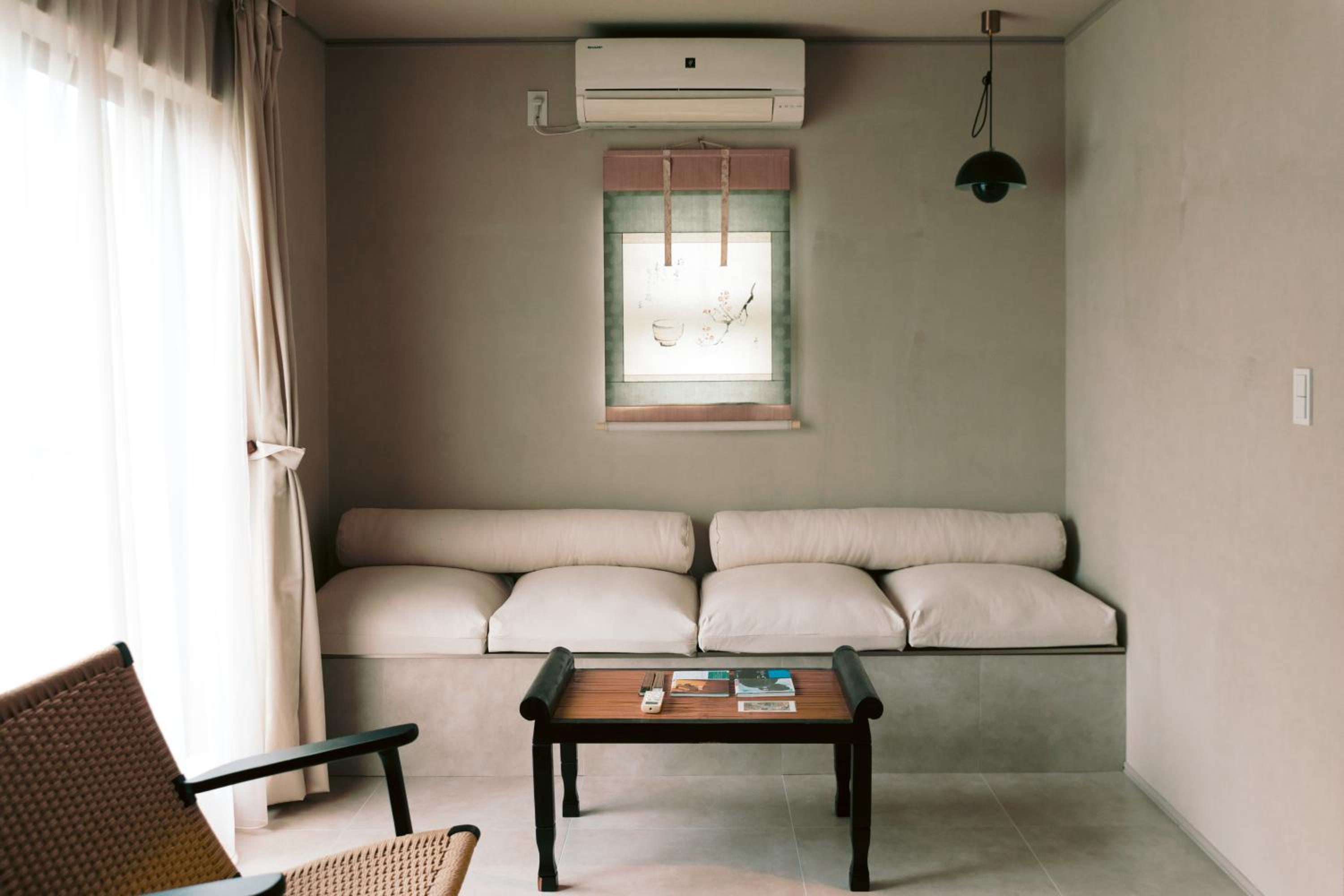 ERA1220 Shinjuku,3bedroom,8people