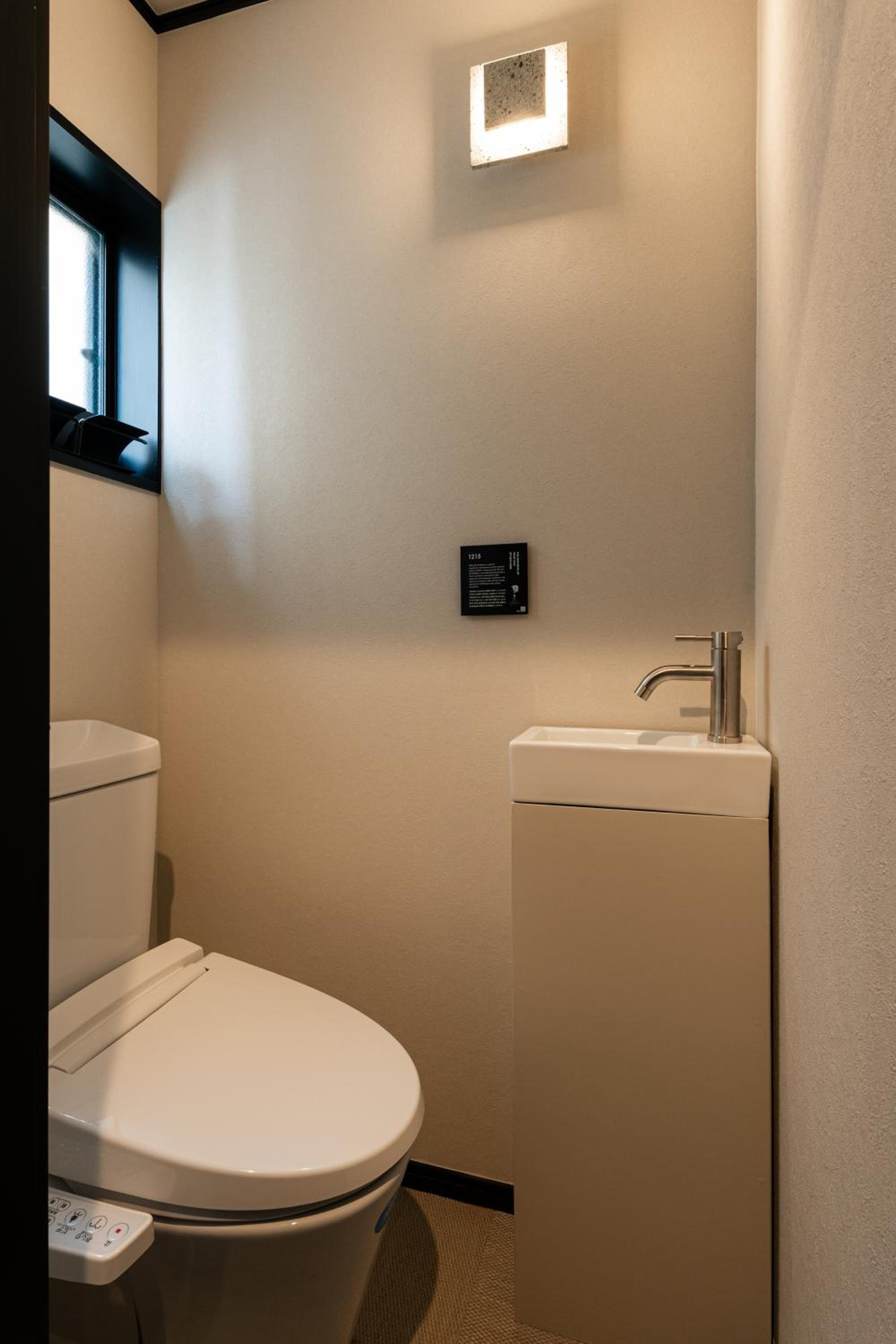ERA1220 Shinjuku,3bedroom,8people