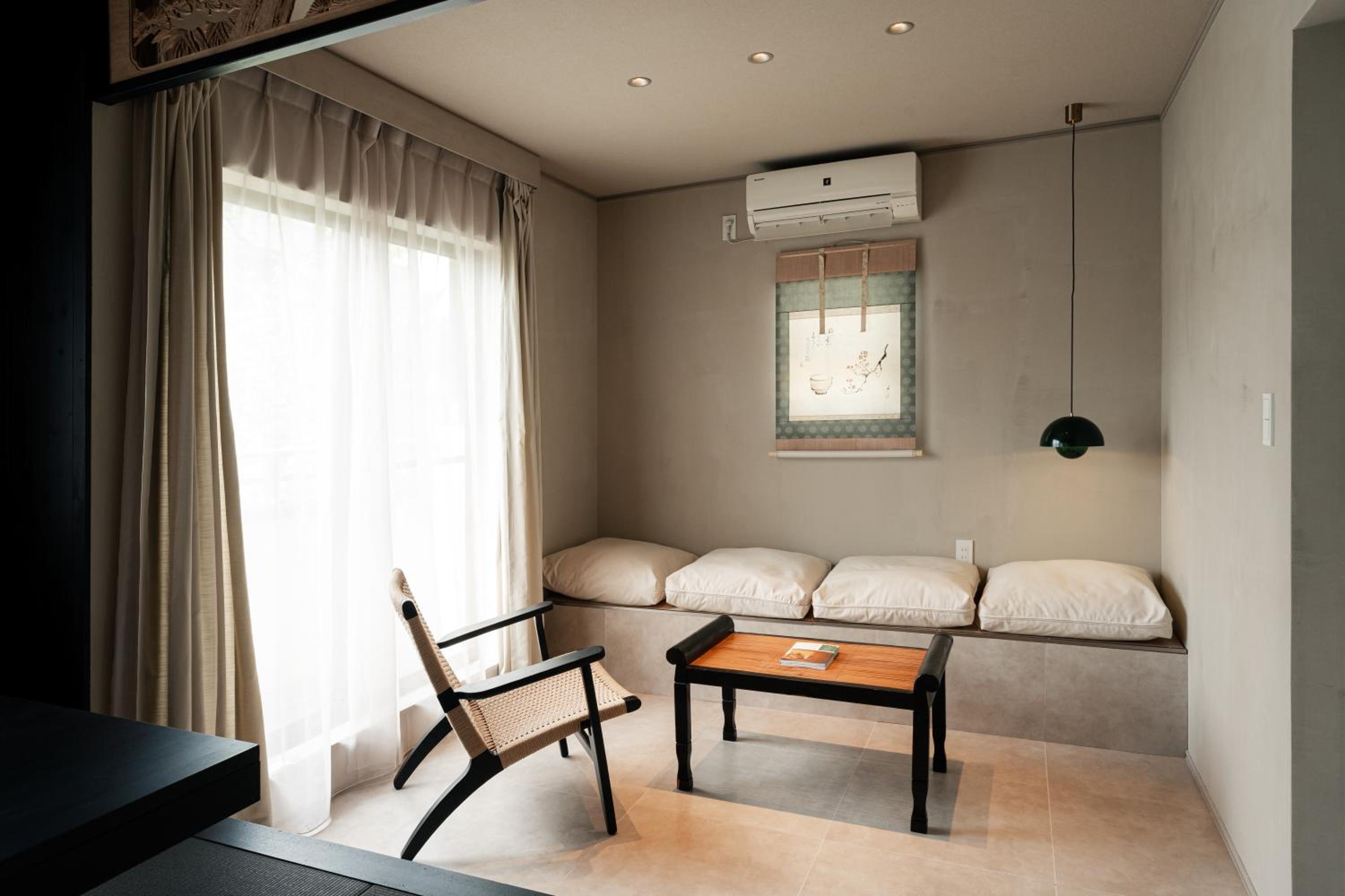ERA1220 Shinjuku,3bedroom,8people